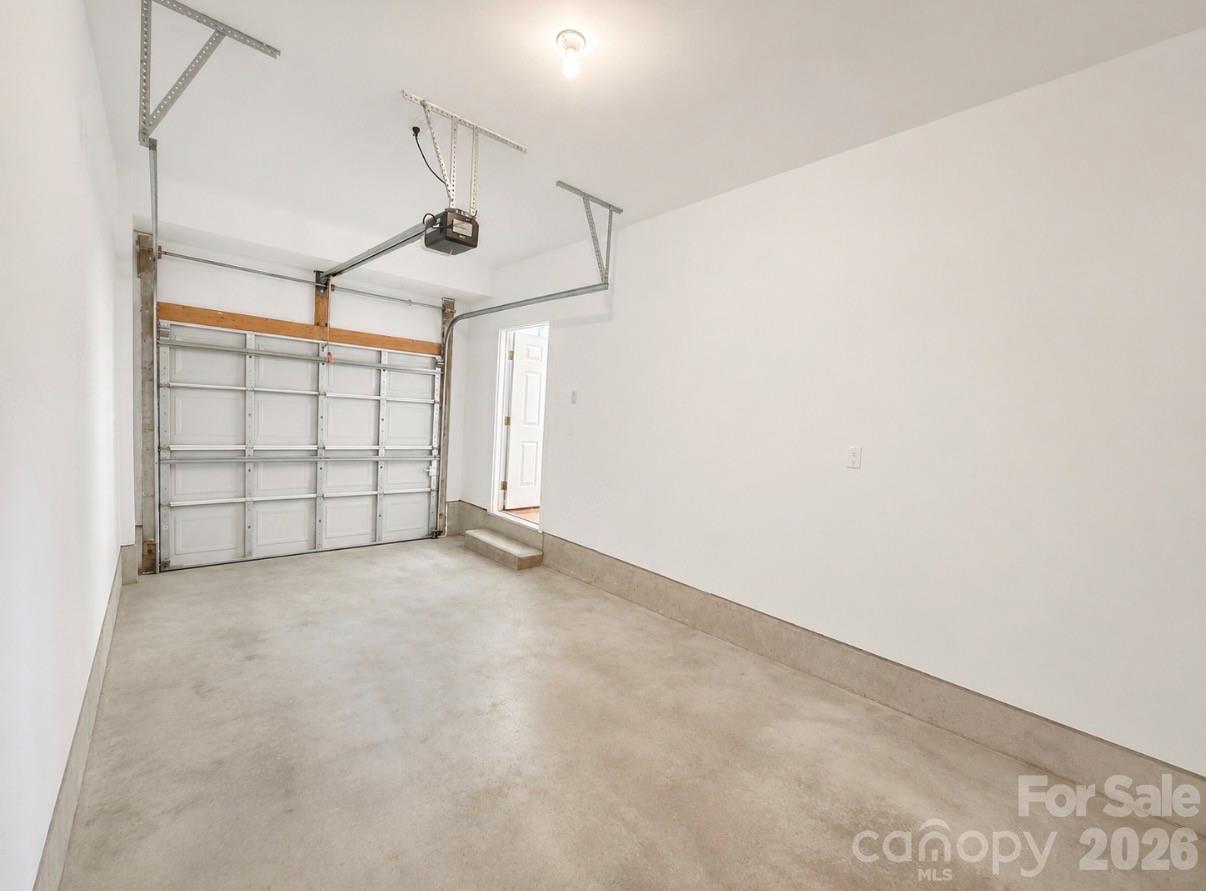 320 Shingleoak Drive Property Photo 26