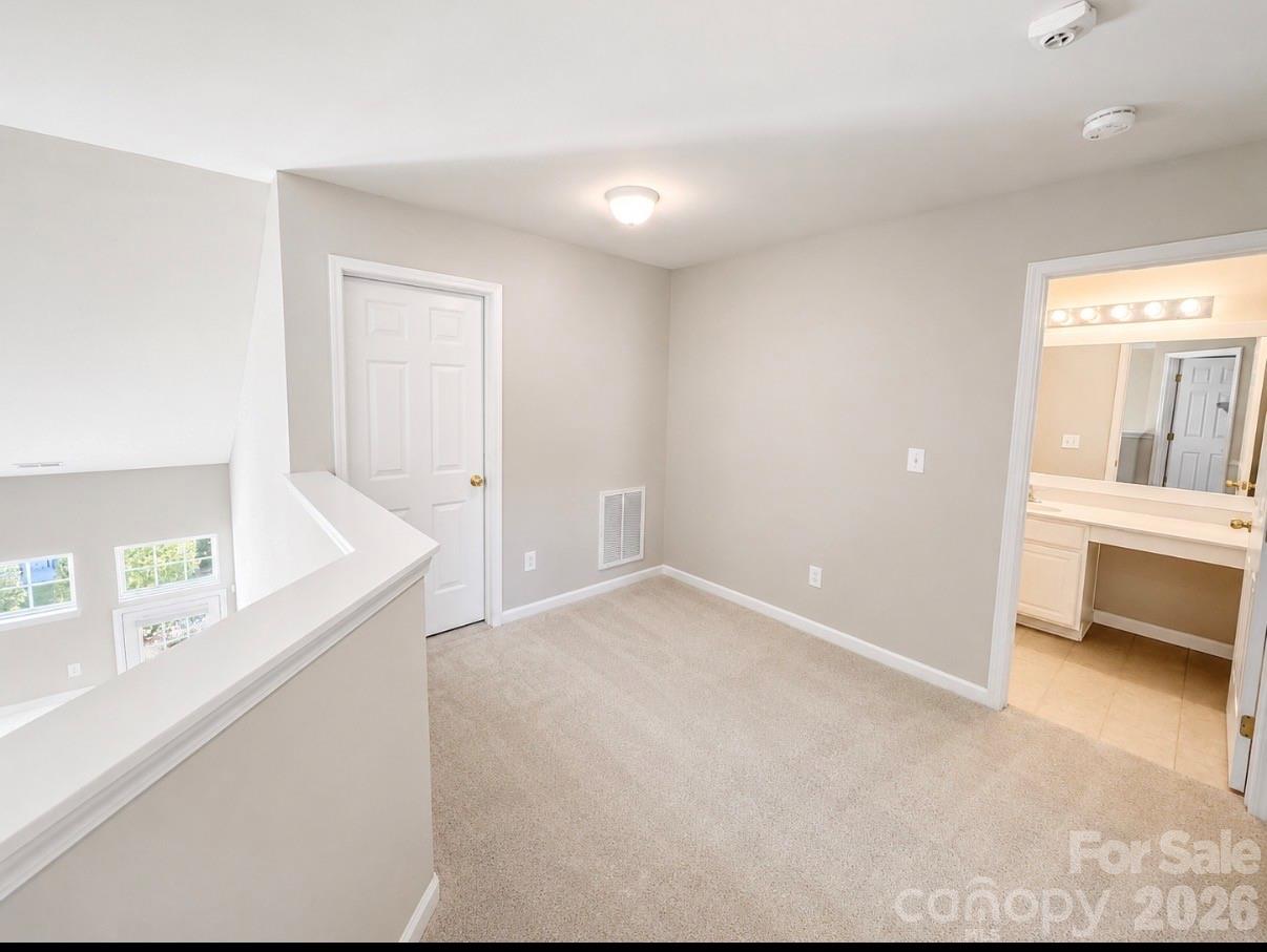 320 Shingleoak Drive Property Photo 28