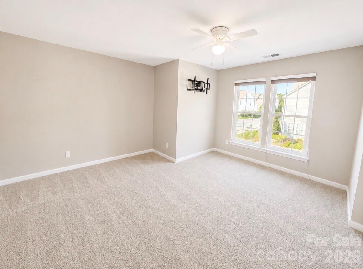 320 Shingleoak Drive Property Photo 32