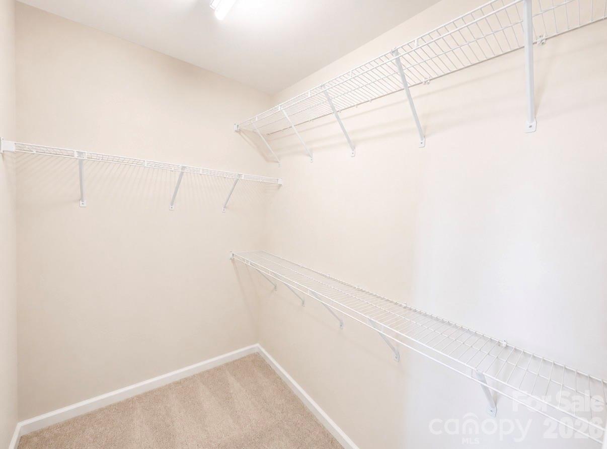 320 Shingleoak Drive Property Photo 34