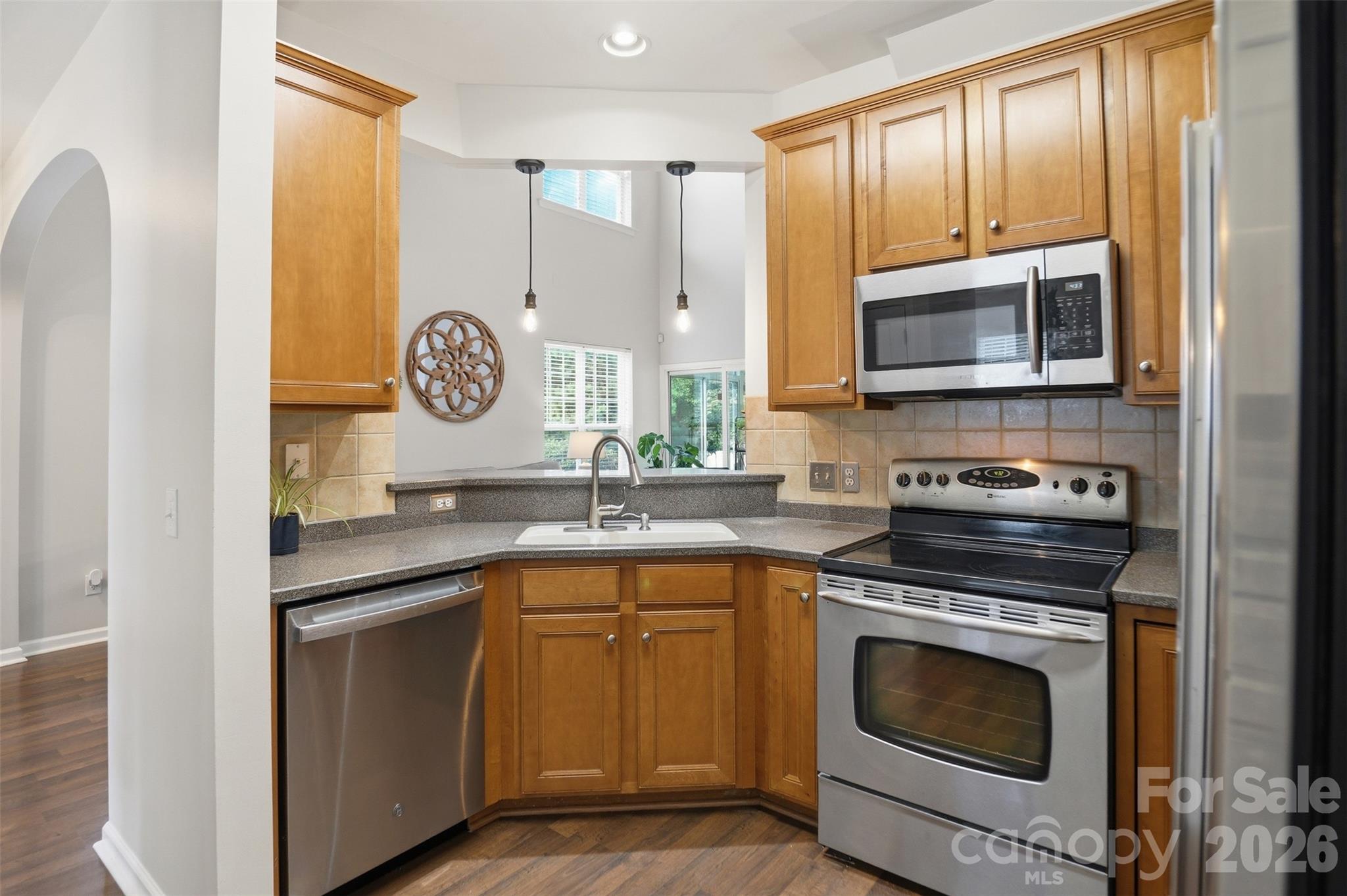 508 Sugar Tree Drive Property Photo 7