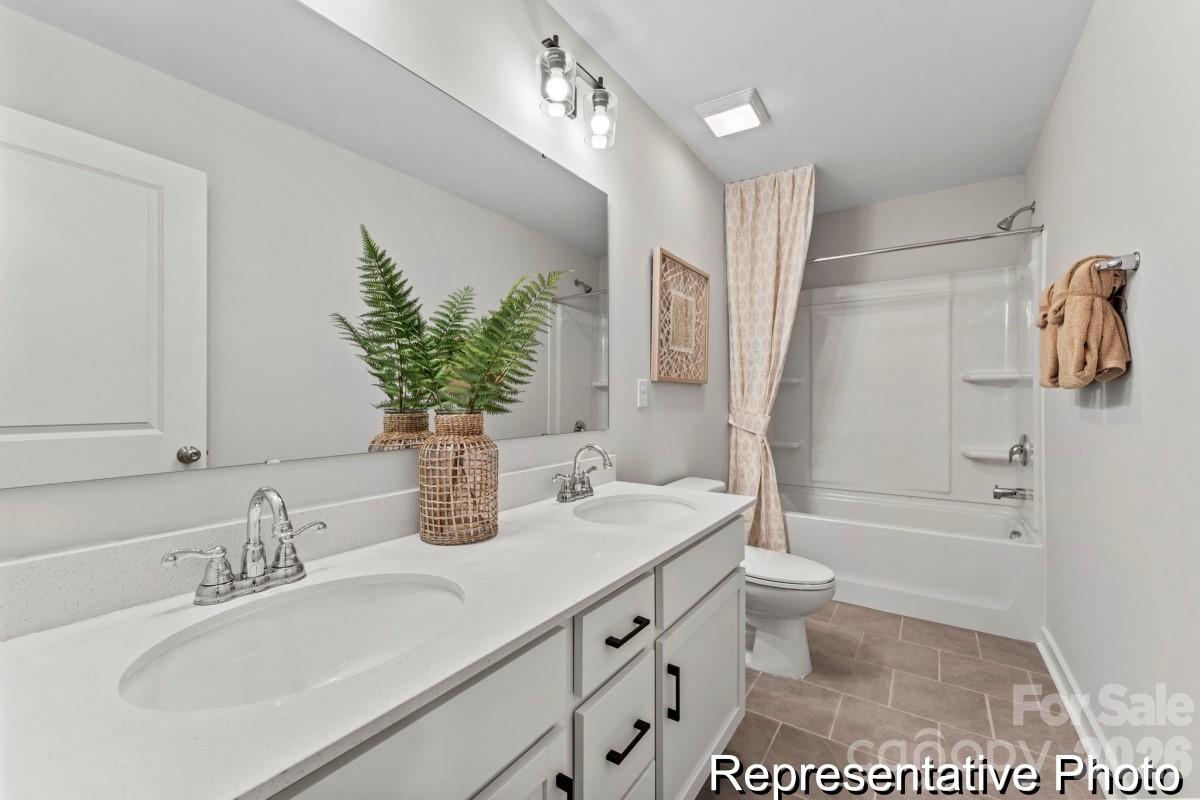 110 W Springhouse Court 18p Property Photo 17
