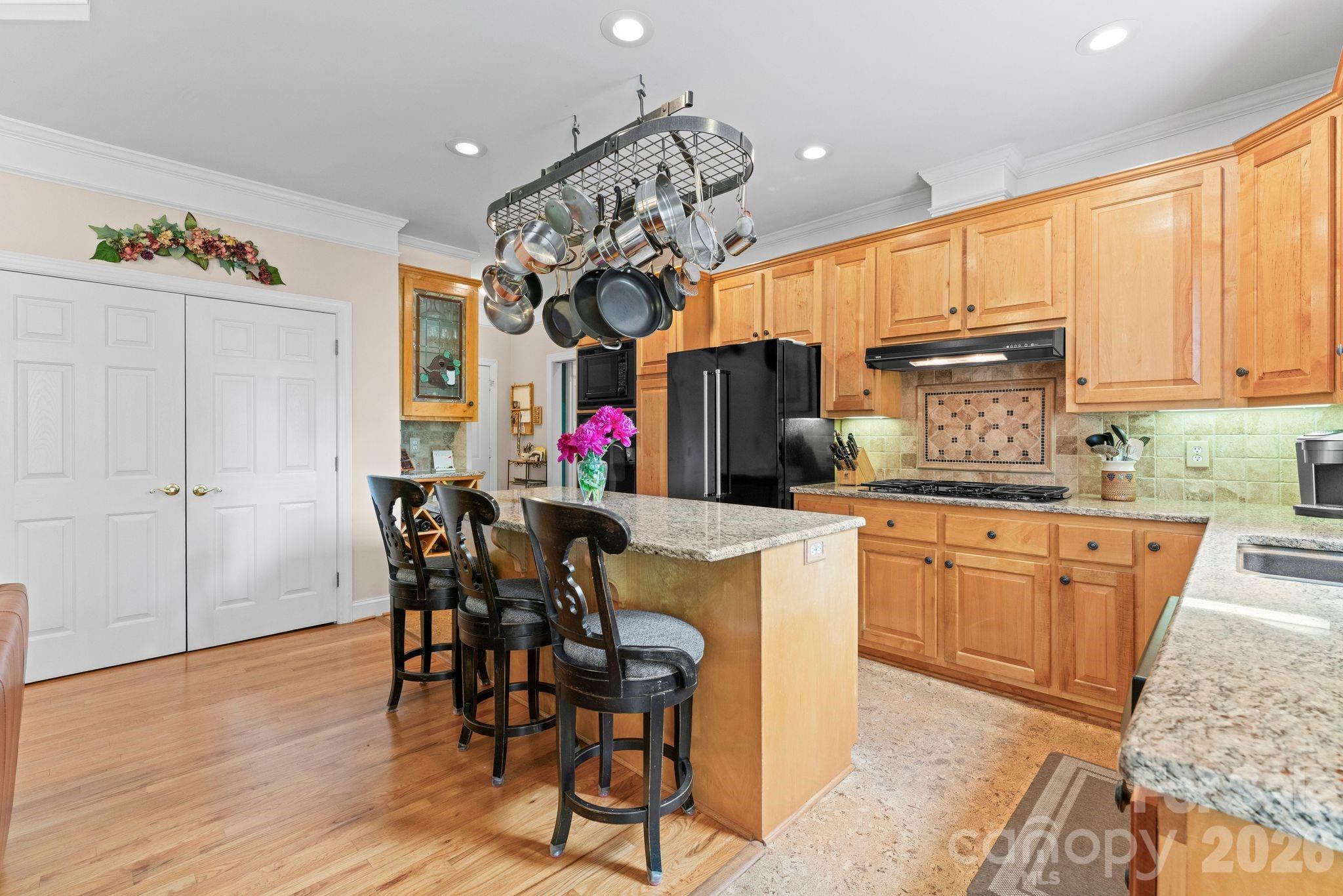247 James Way Property Photo 12