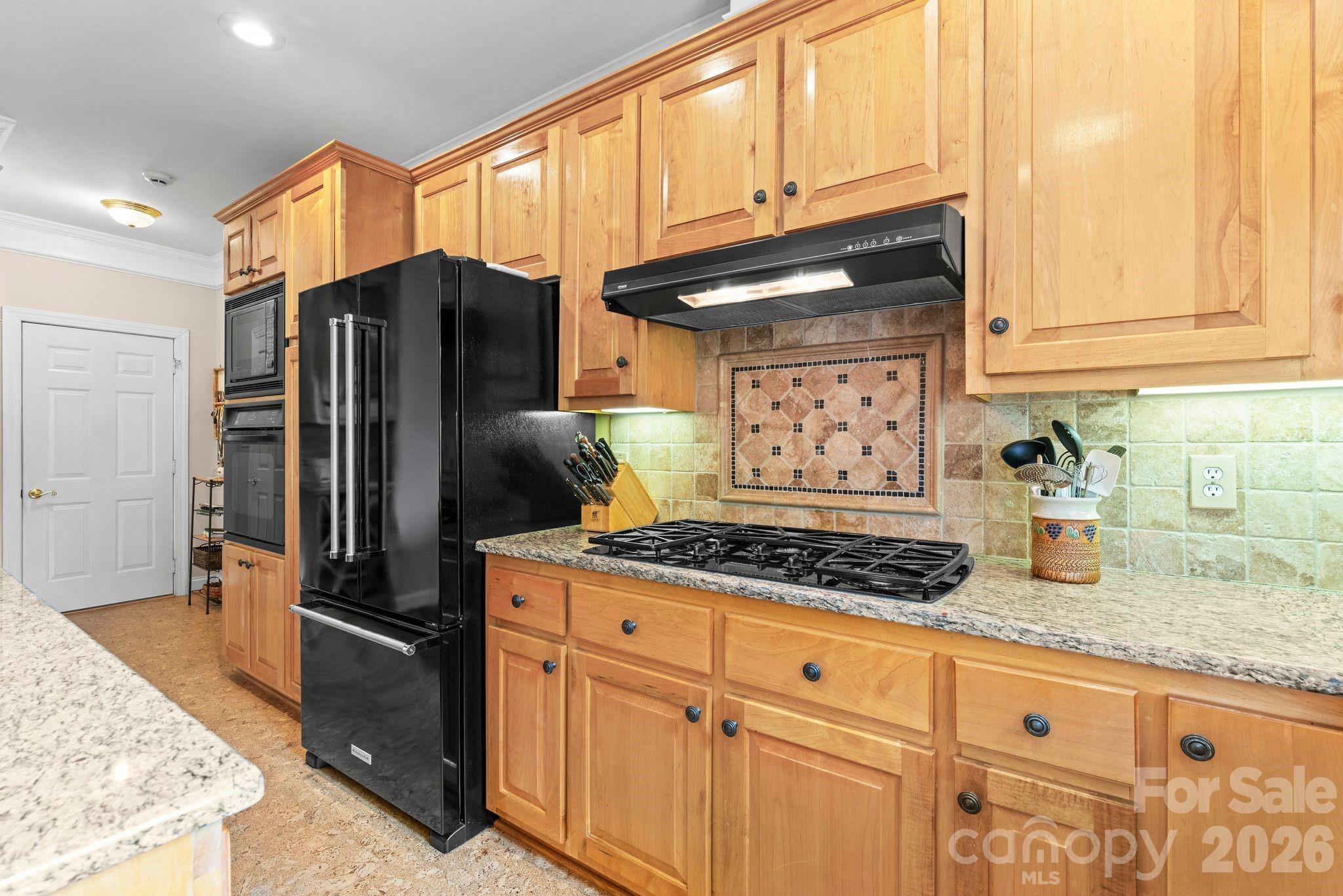 247 James Way Property Photo 13