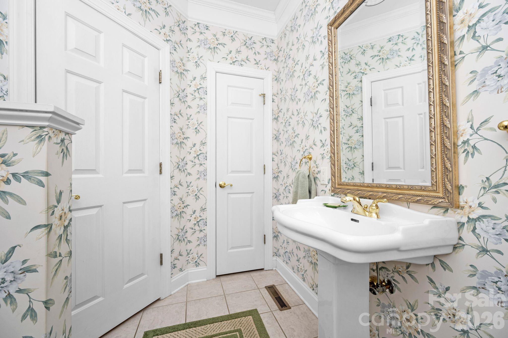 247 James Way Property Photo 19