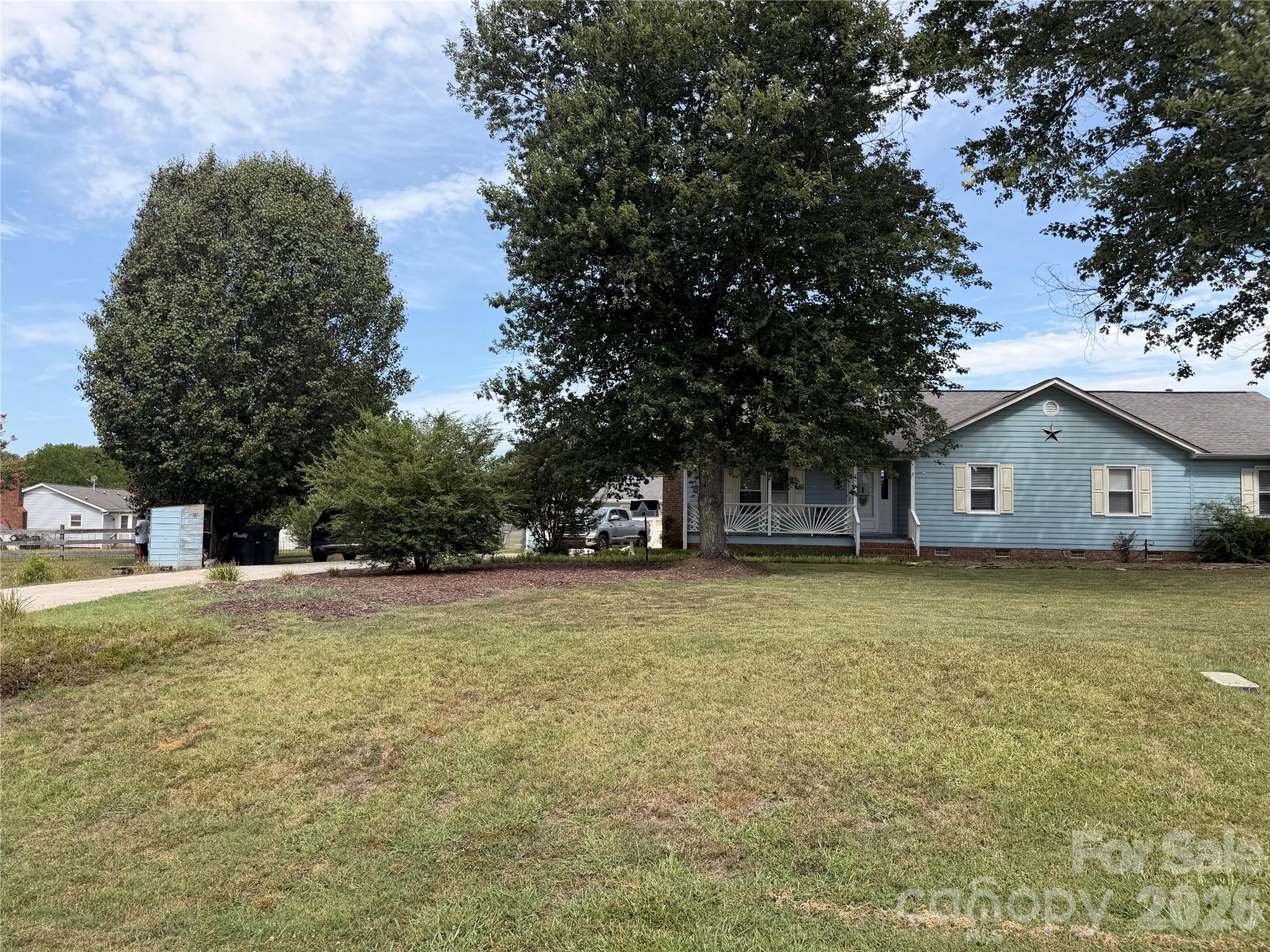 905 Stevens Road Property Photo 2