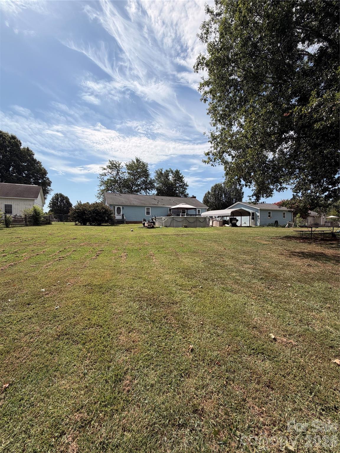 905 Stevens Road Property Photo 10