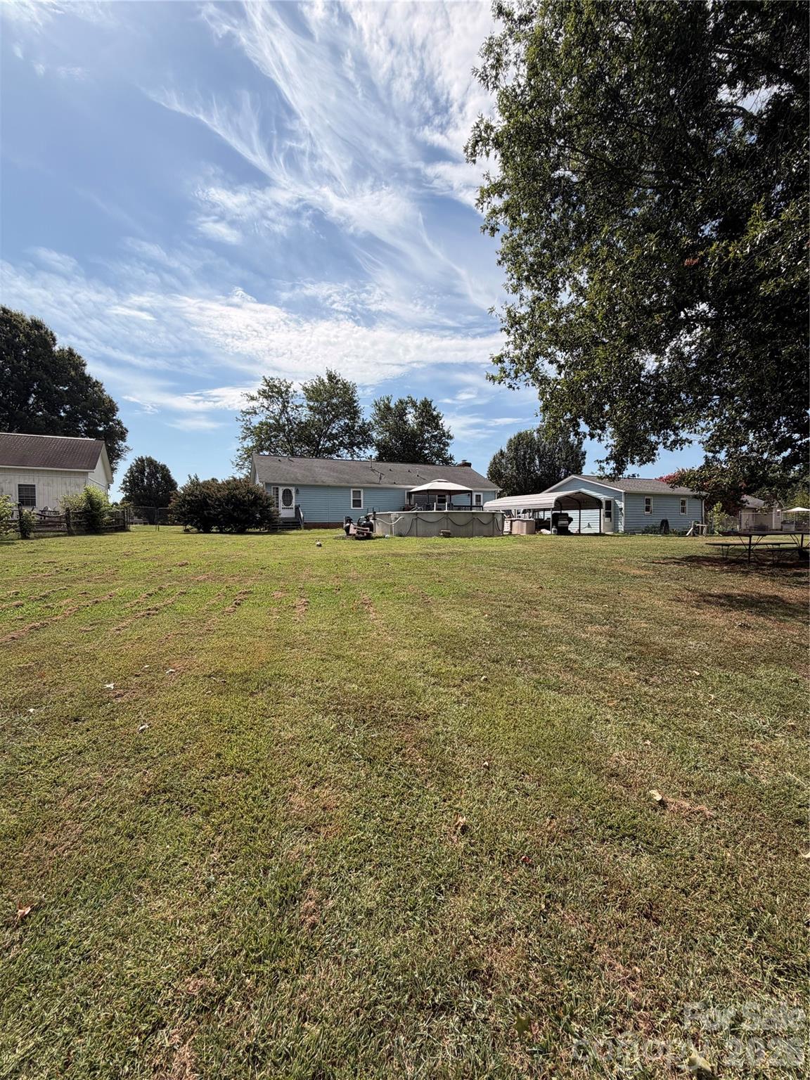 905 Stevens Road Property Photo 11