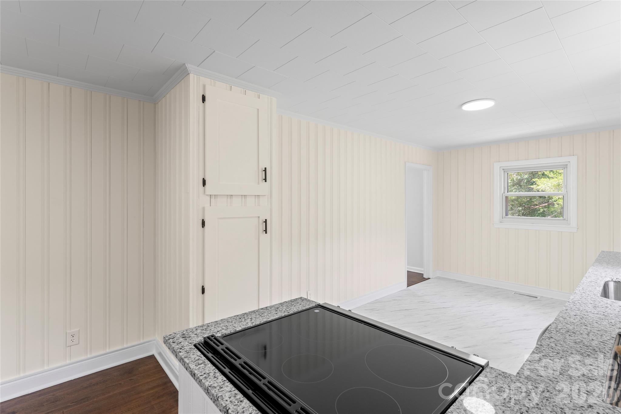 1034 Patton Avenue Property Photo 8