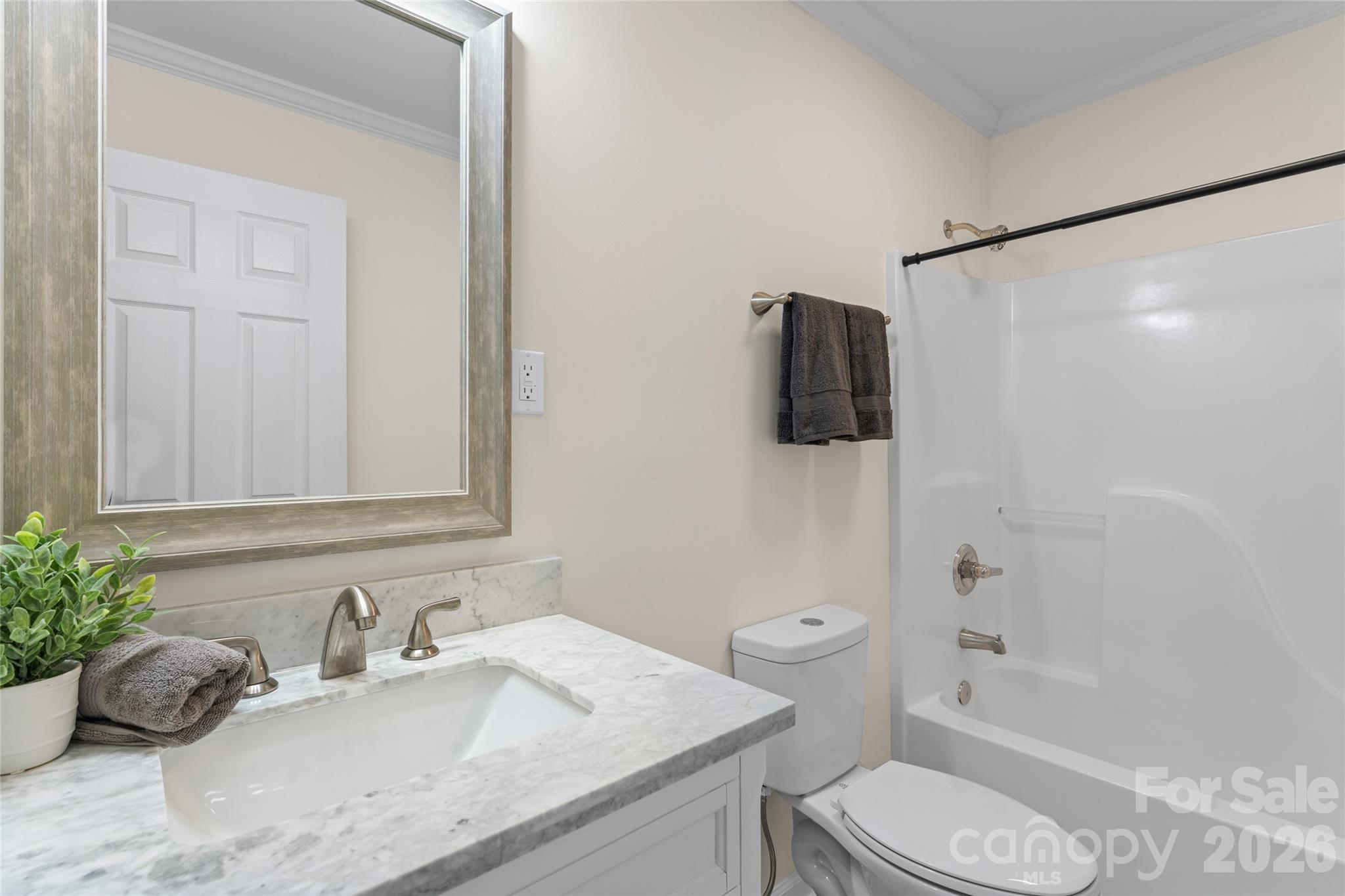 1034 Patton Avenue Property Photo 10