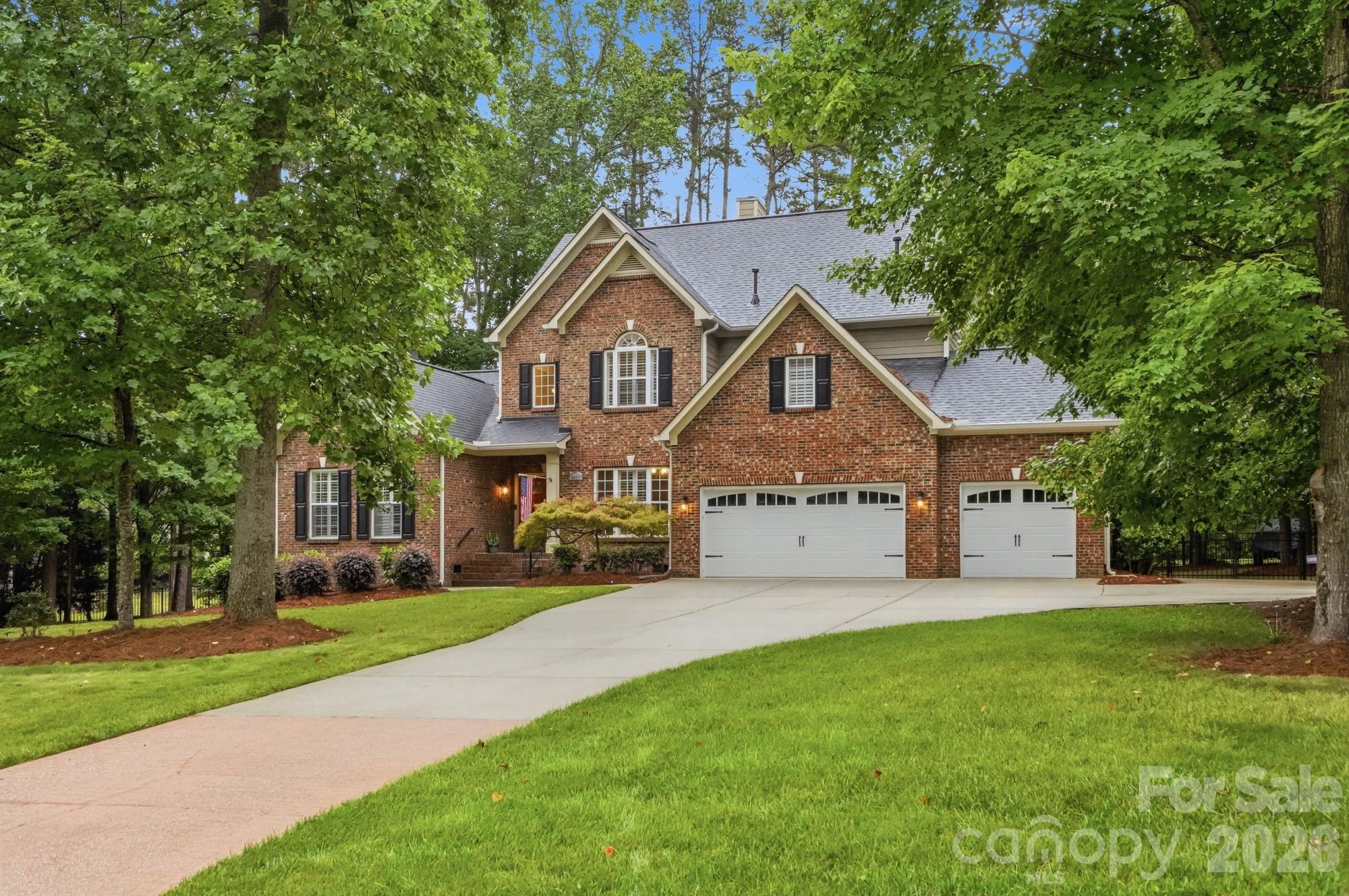5630 Turkey Oak Drive Property Photo 2