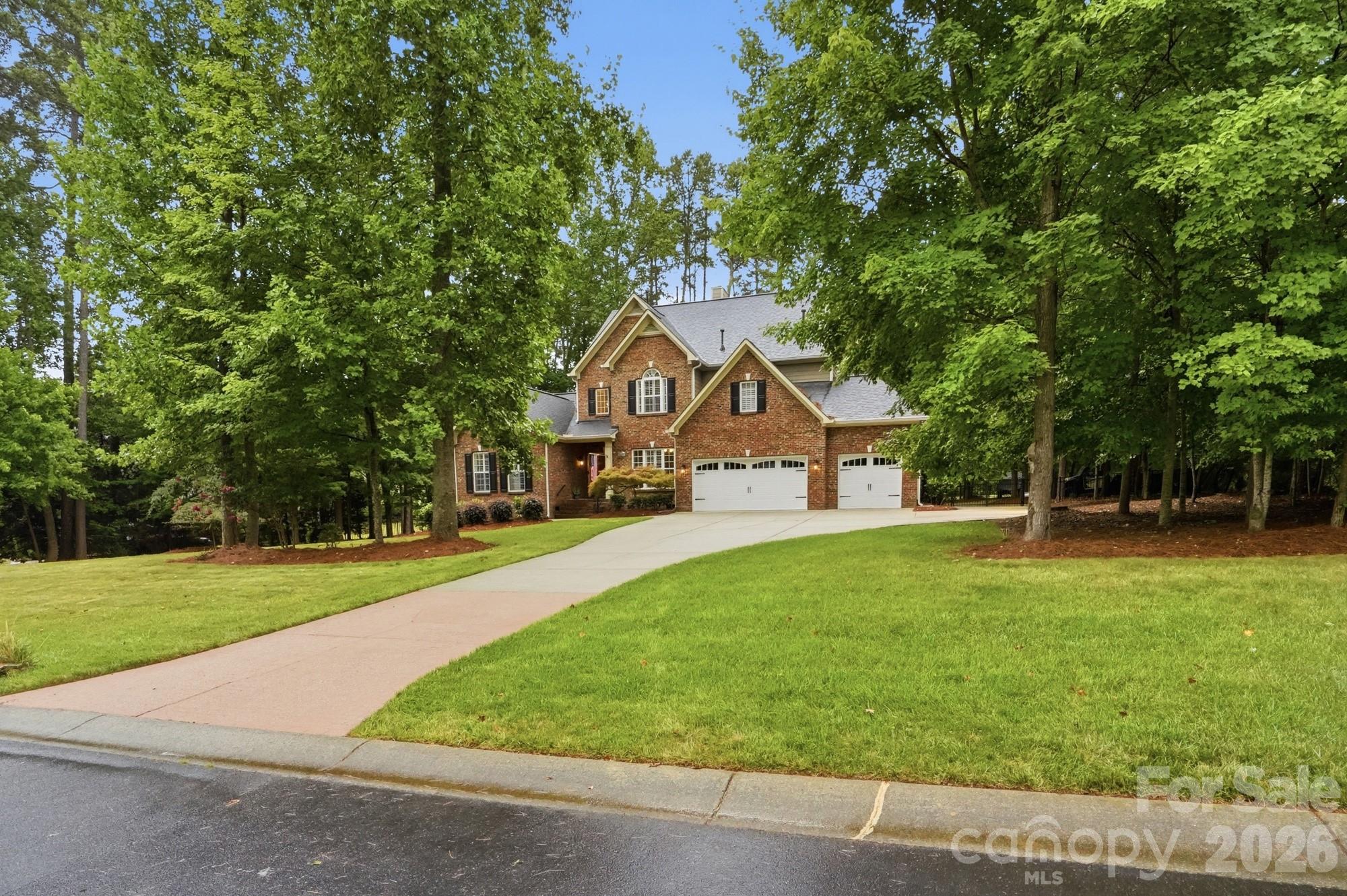 5630 Turkey Oak Drive Property Photo 4