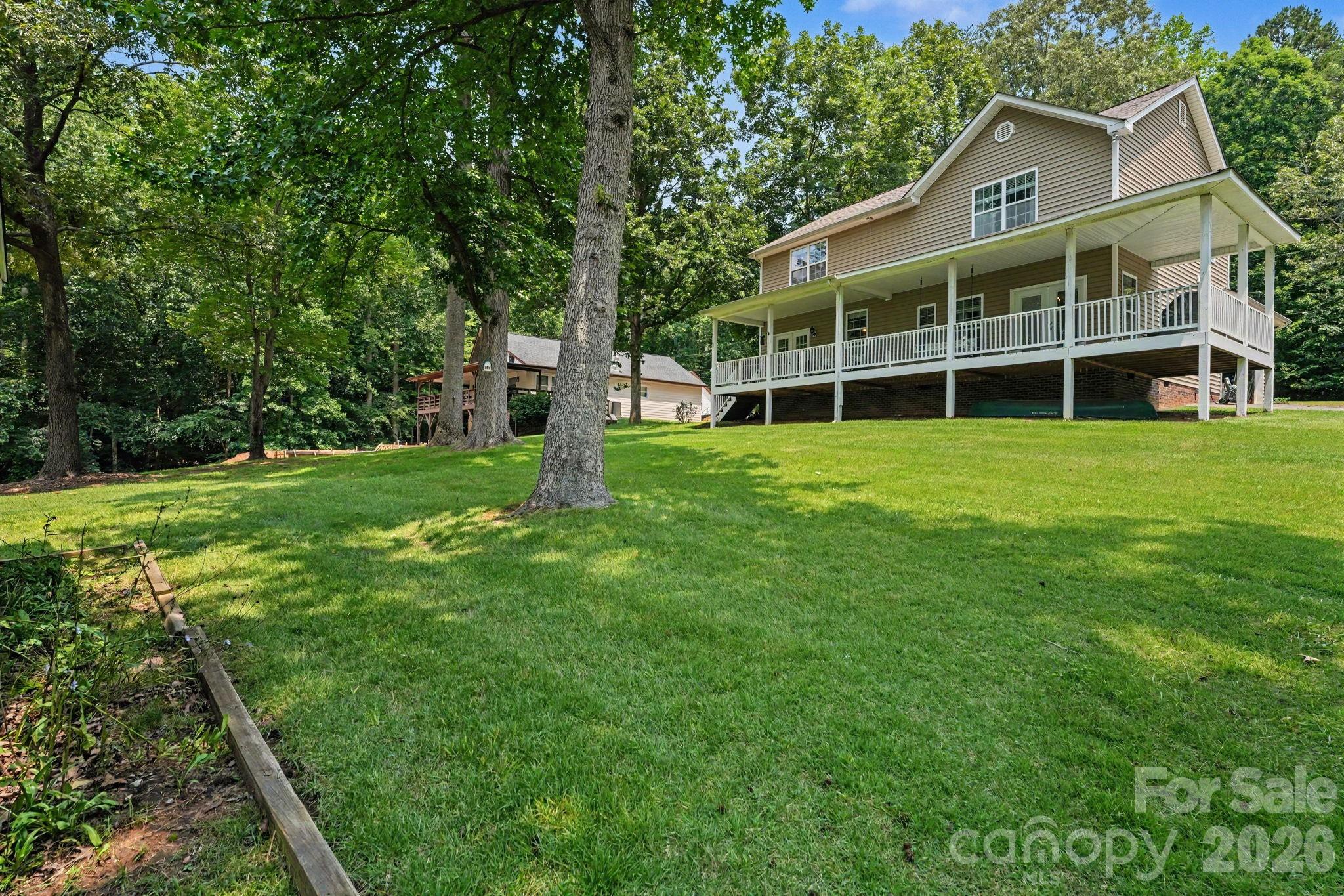 128 La Agua Lane Property Photo 2