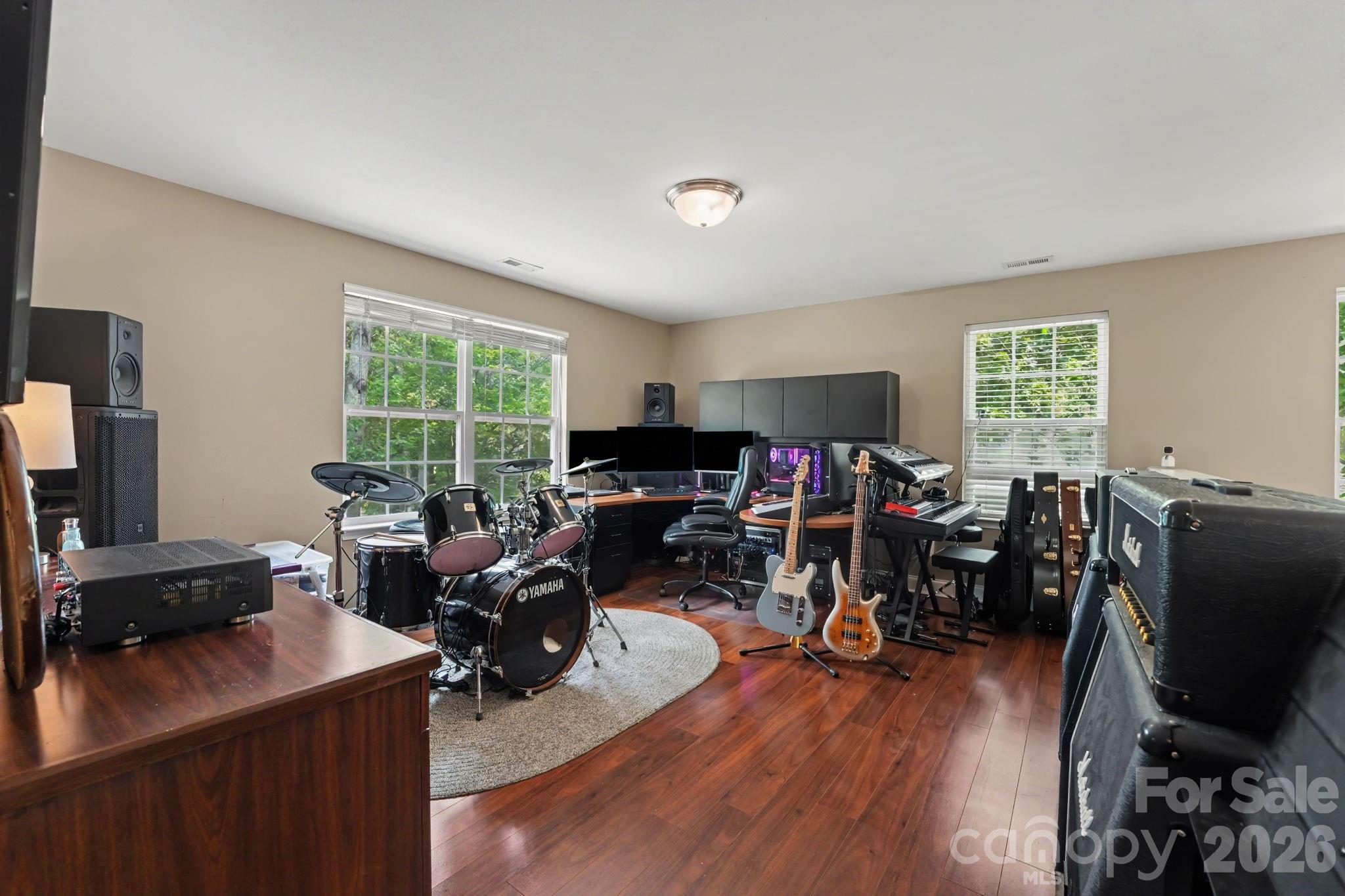 128 La Agua Lane Property Photo 15