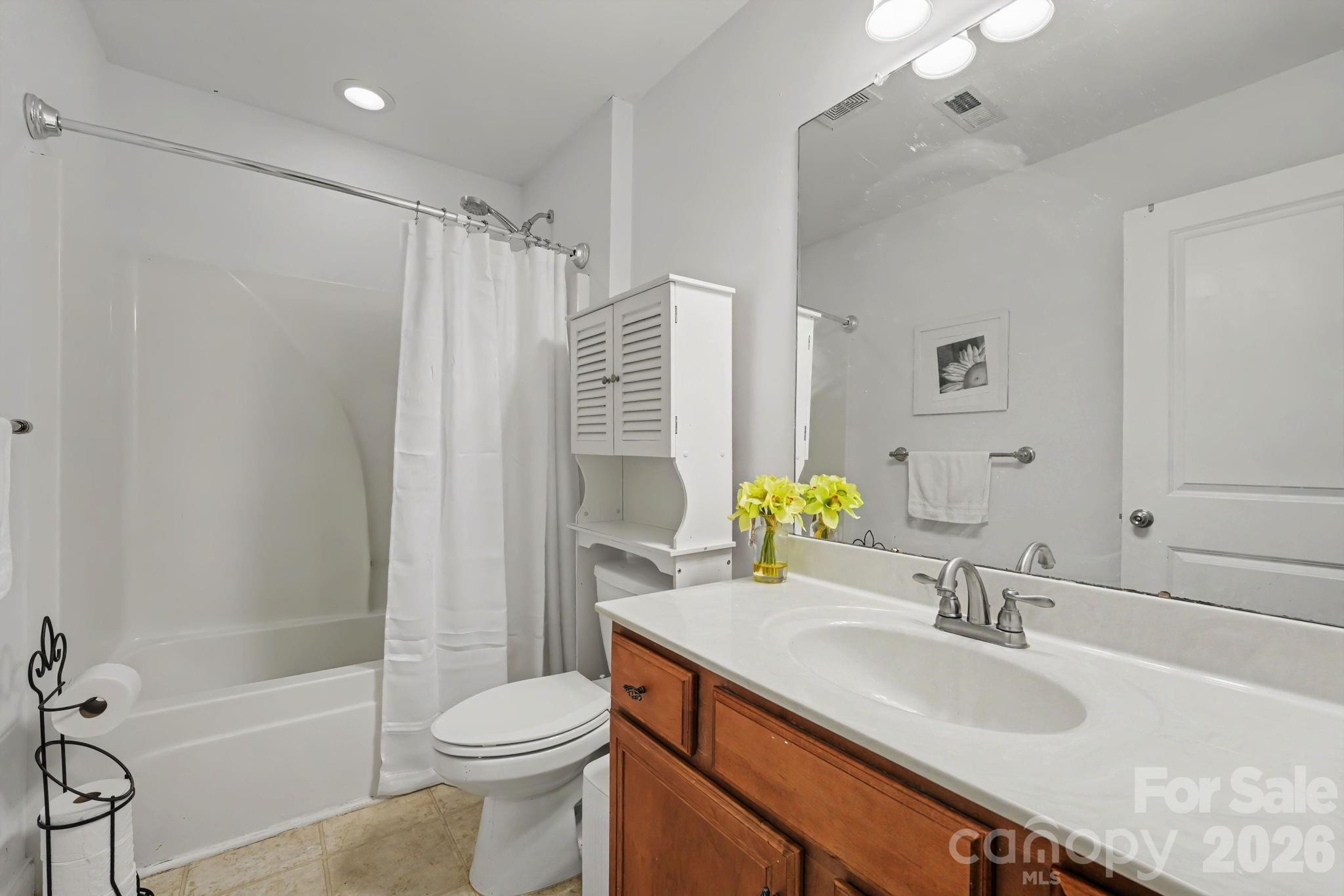 128 La Agua Lane Property Photo 18