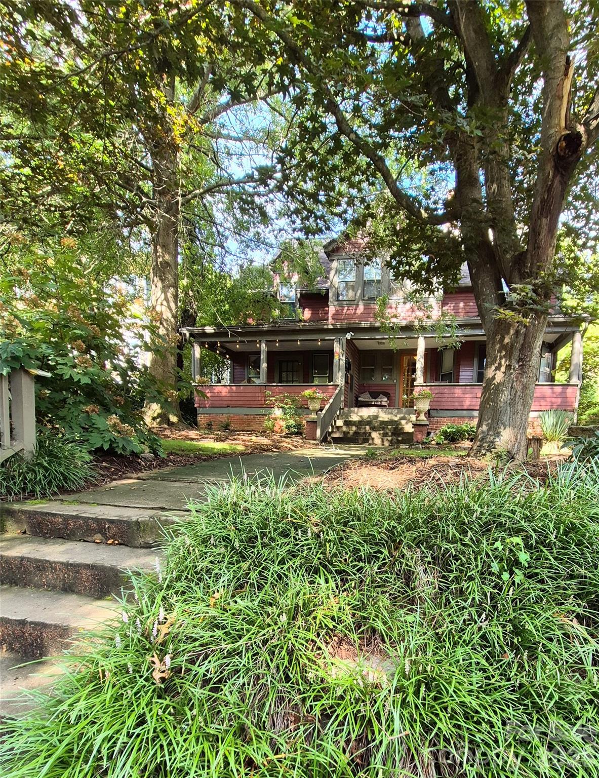 41 Panola Street Property Photo 2