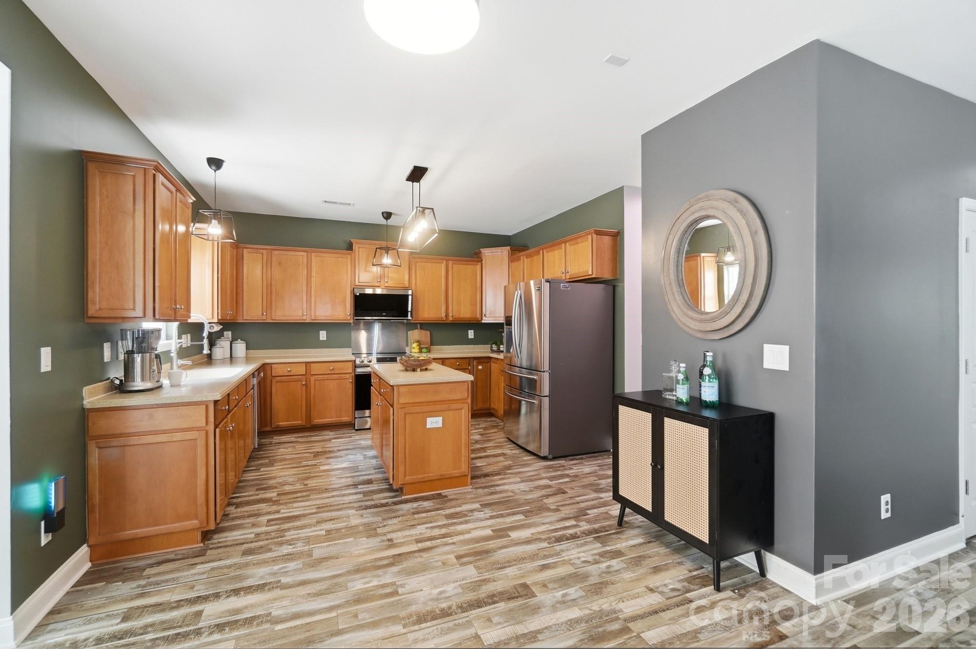 4012 Magna Lane Property Photo 10