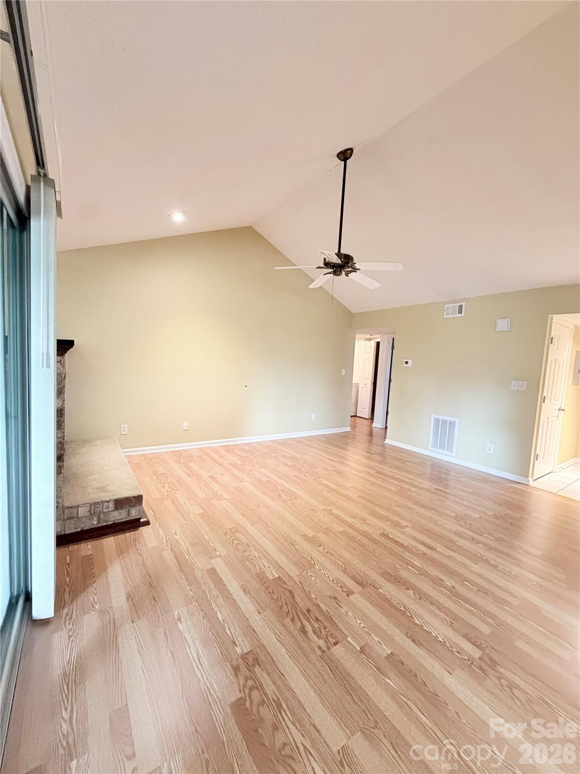 5839 Harris Grove Lane Property Photo 7