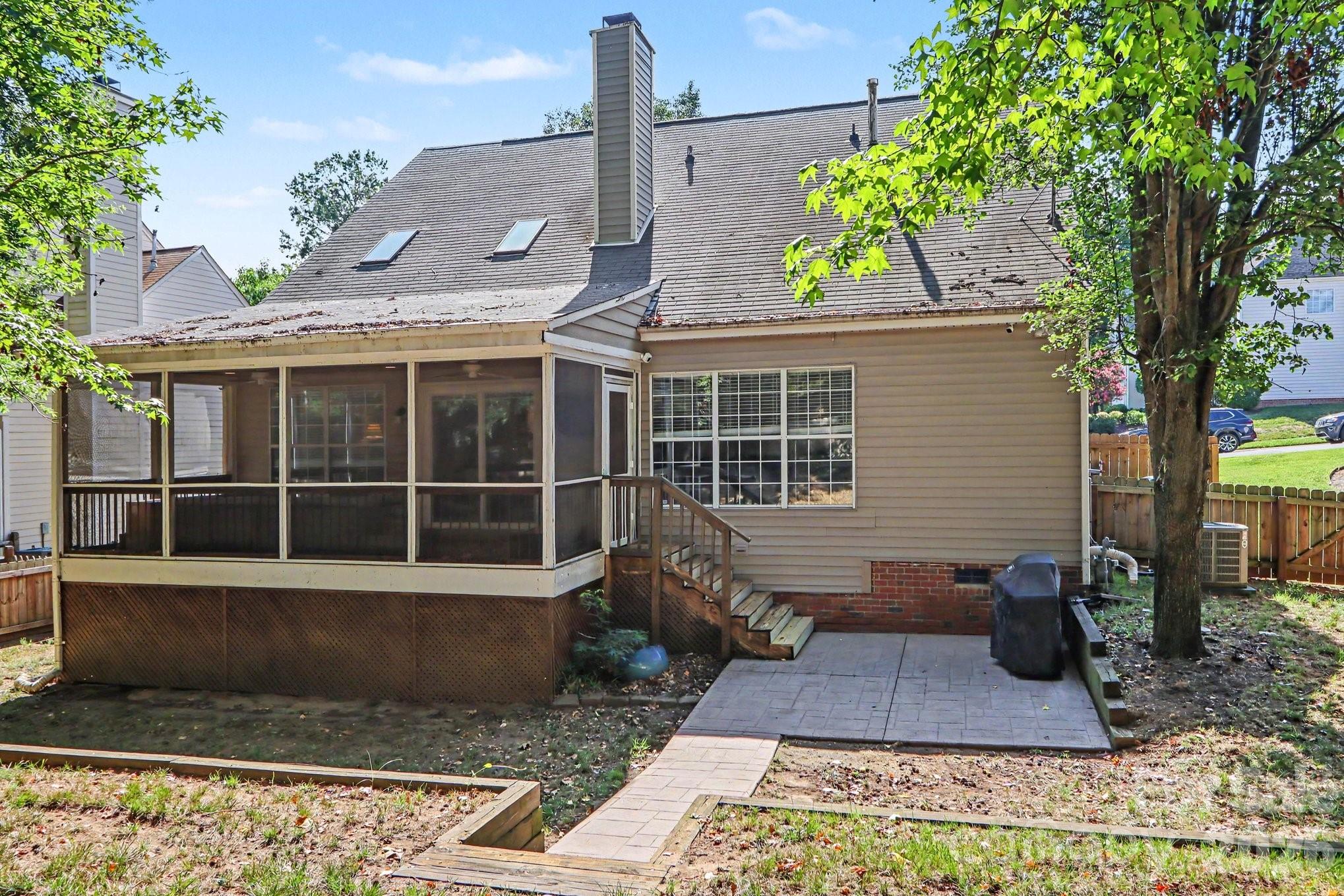 5912 Downfield Wood Drive Property Photo 4
