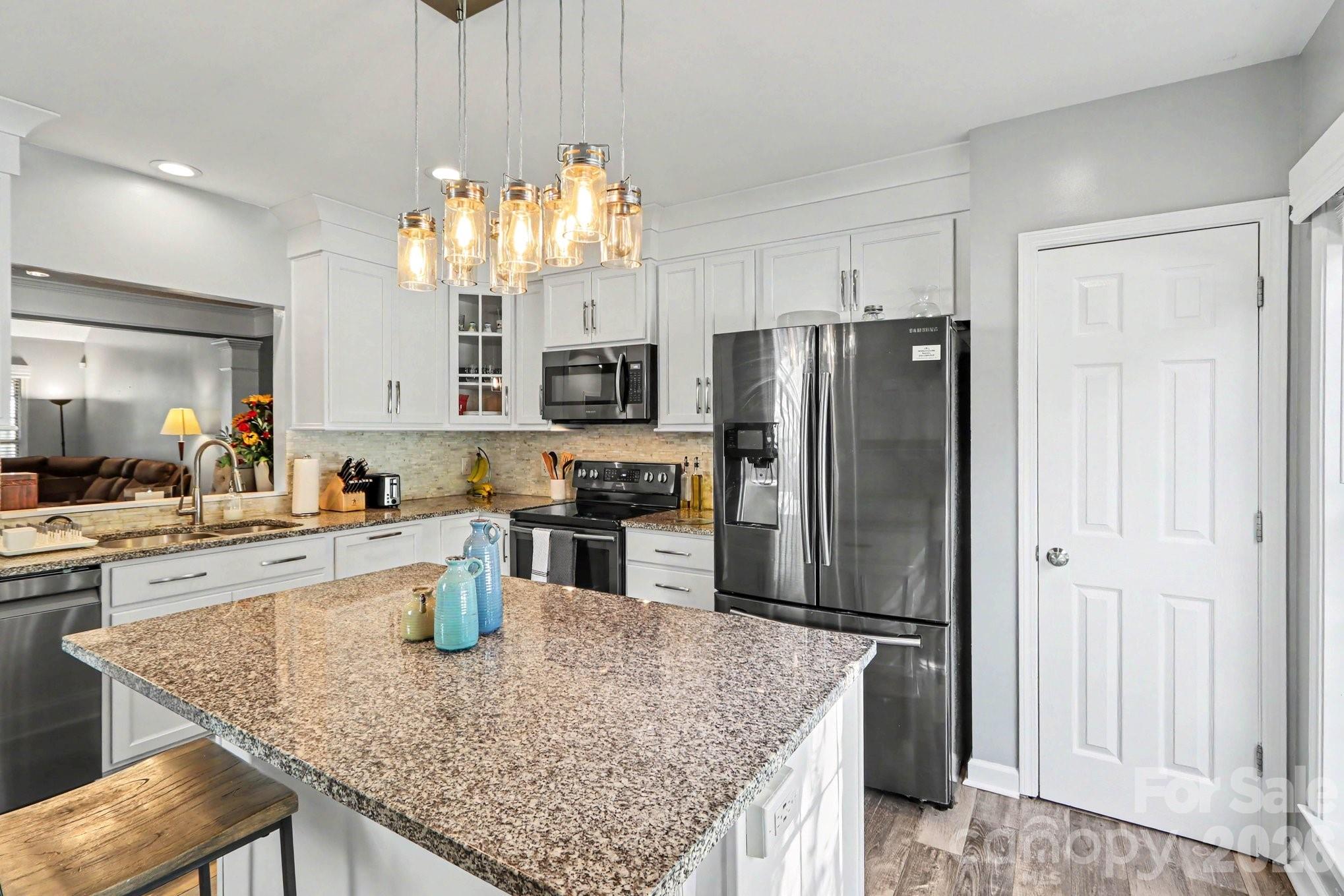 5912 Downfield Wood Drive Property Photo 14