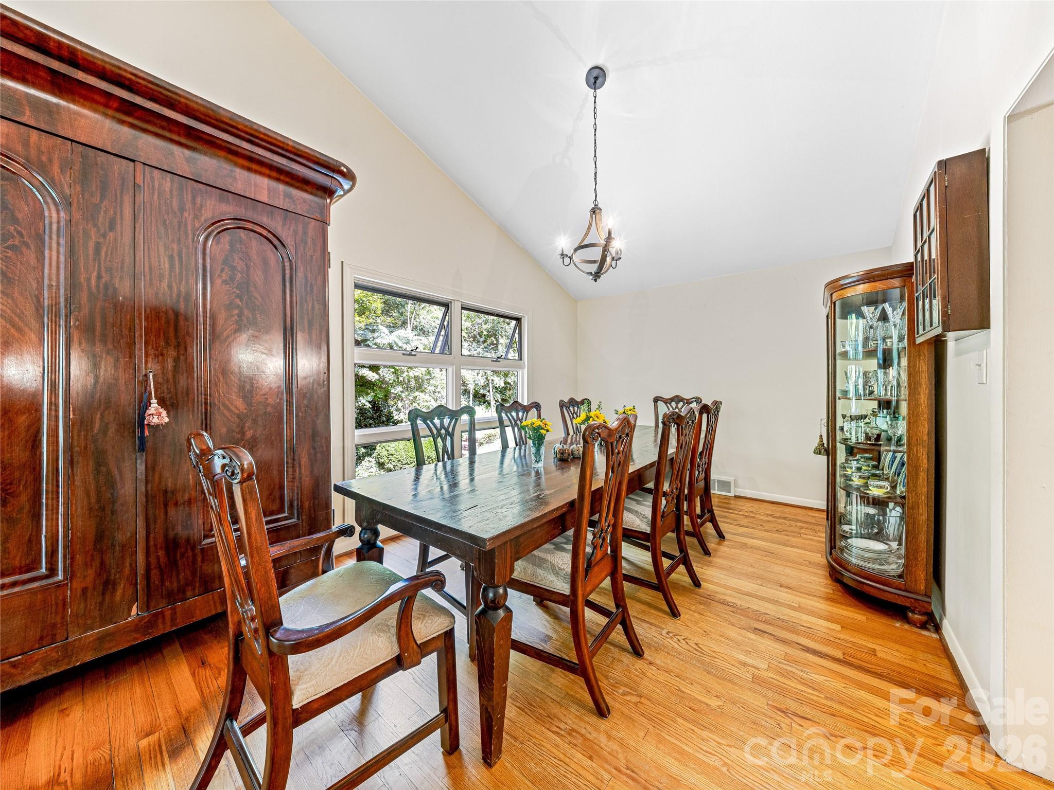5 Hillcrest Road Property Photo 10