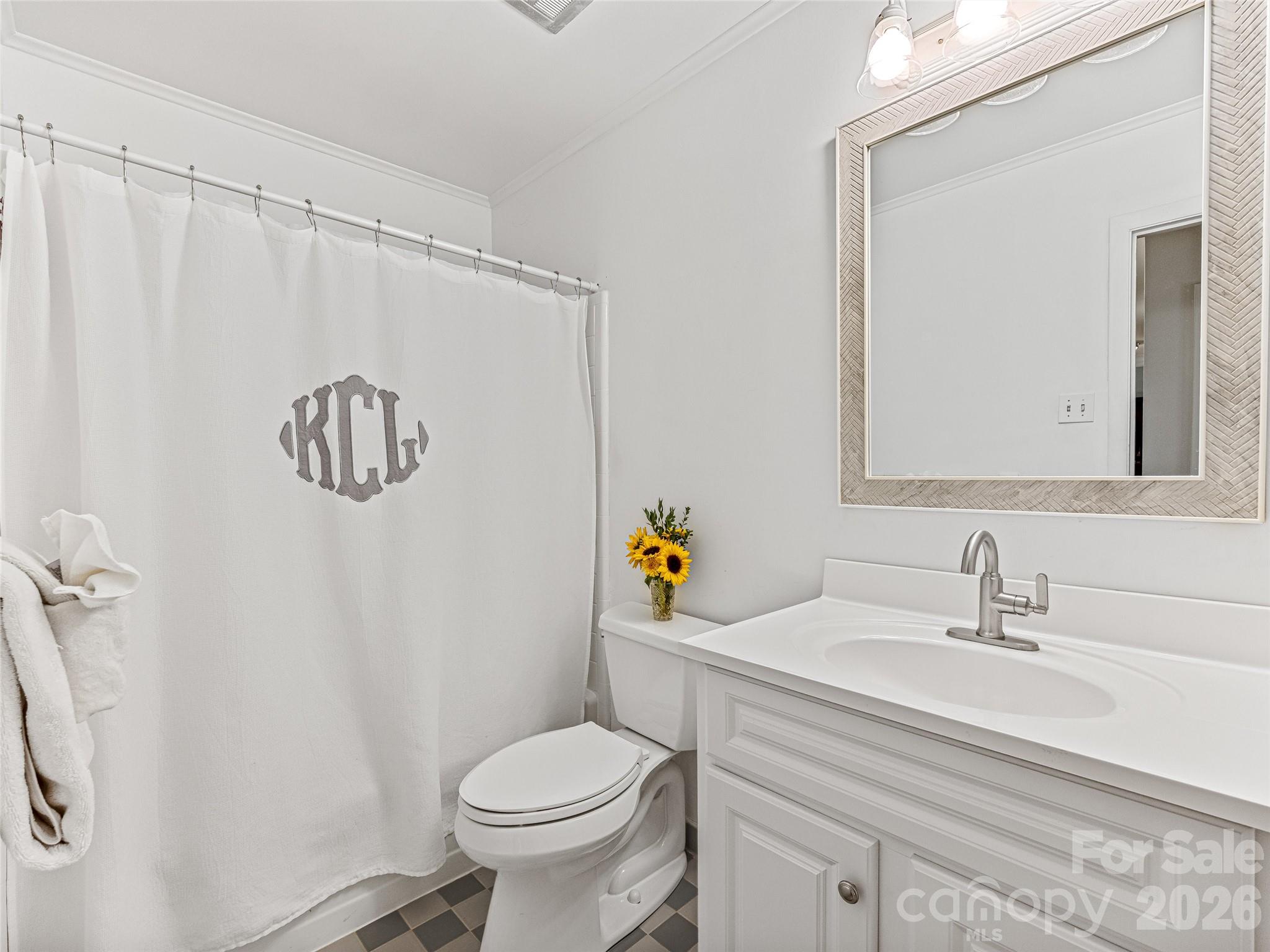 5 Hillcrest Road Property Photo 23