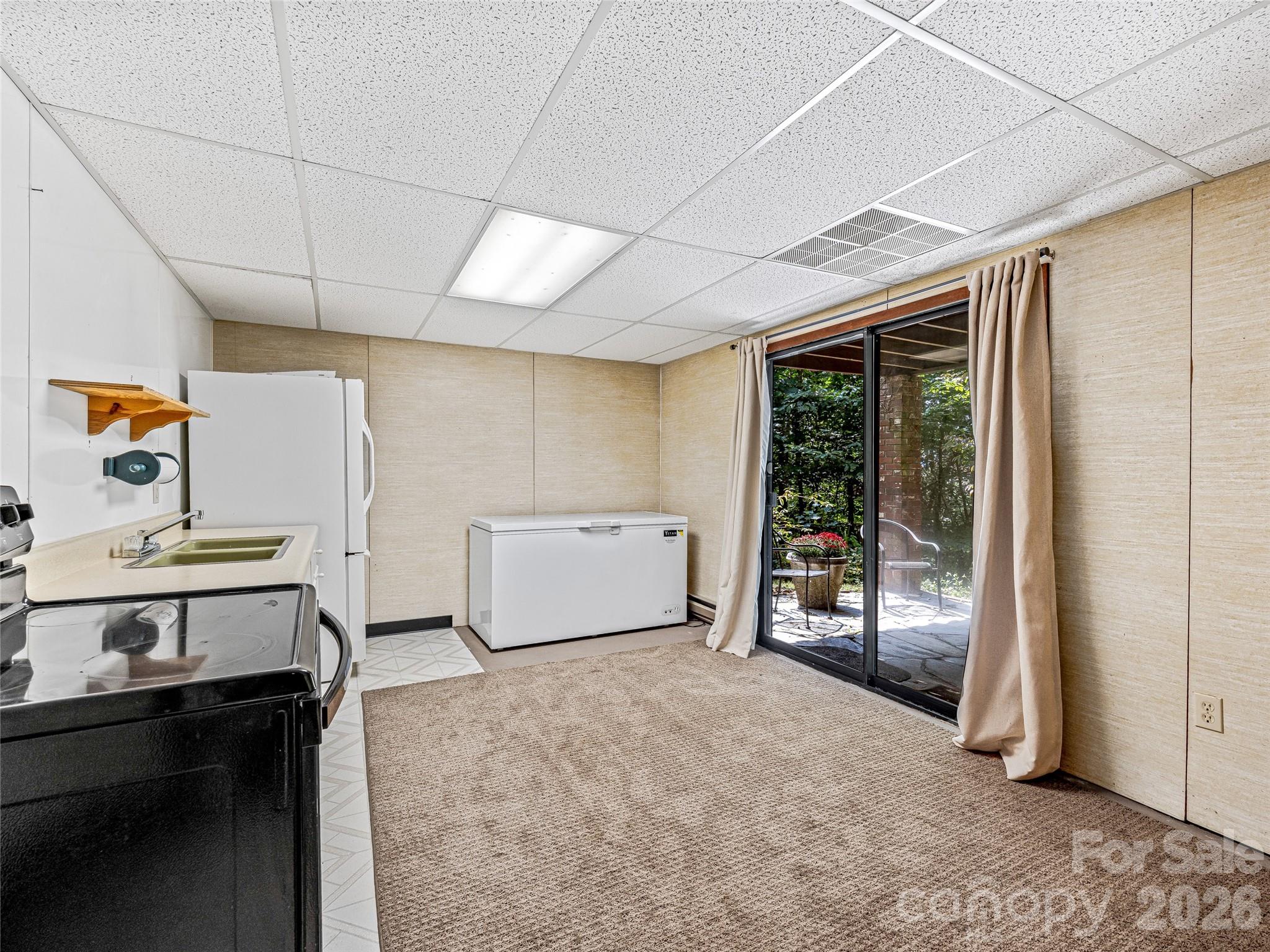 5 Hillcrest Road Property Photo 28