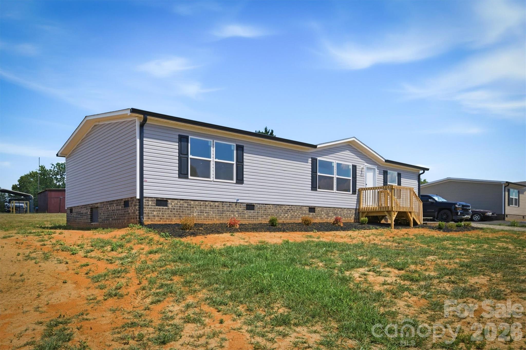 1874 Mesa Drive Property Photo 3