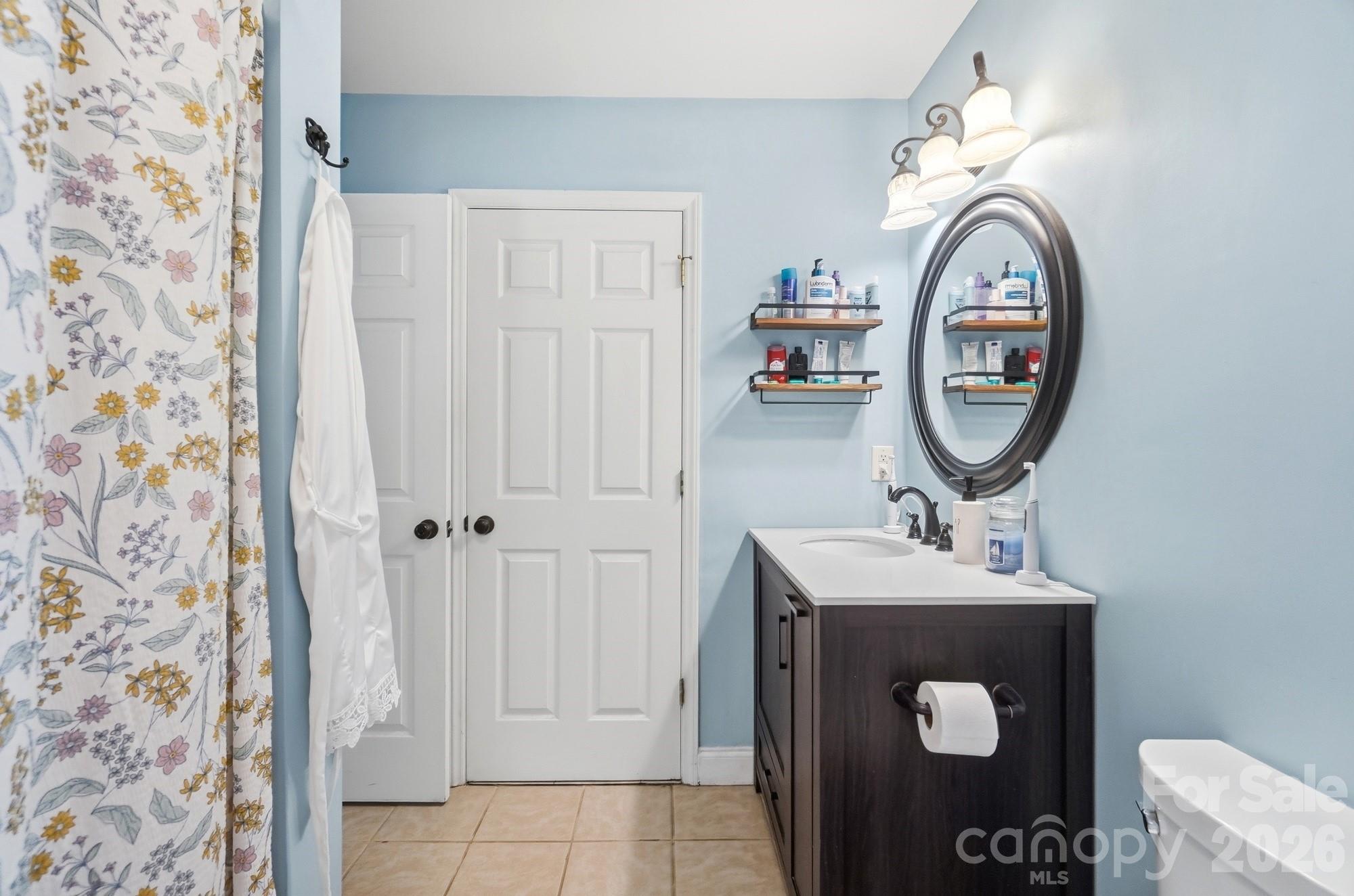 108 Fox Glove Drive Property Photo 17