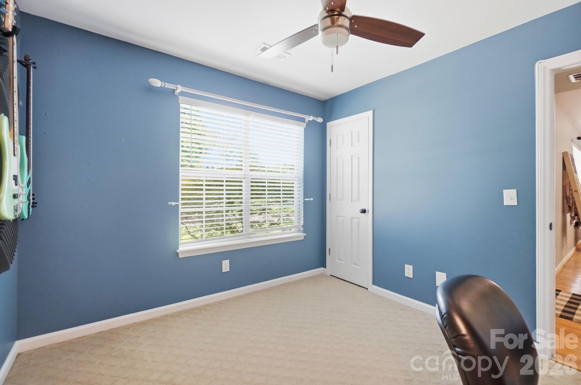 108 Fox Glove Drive Property Photo 19