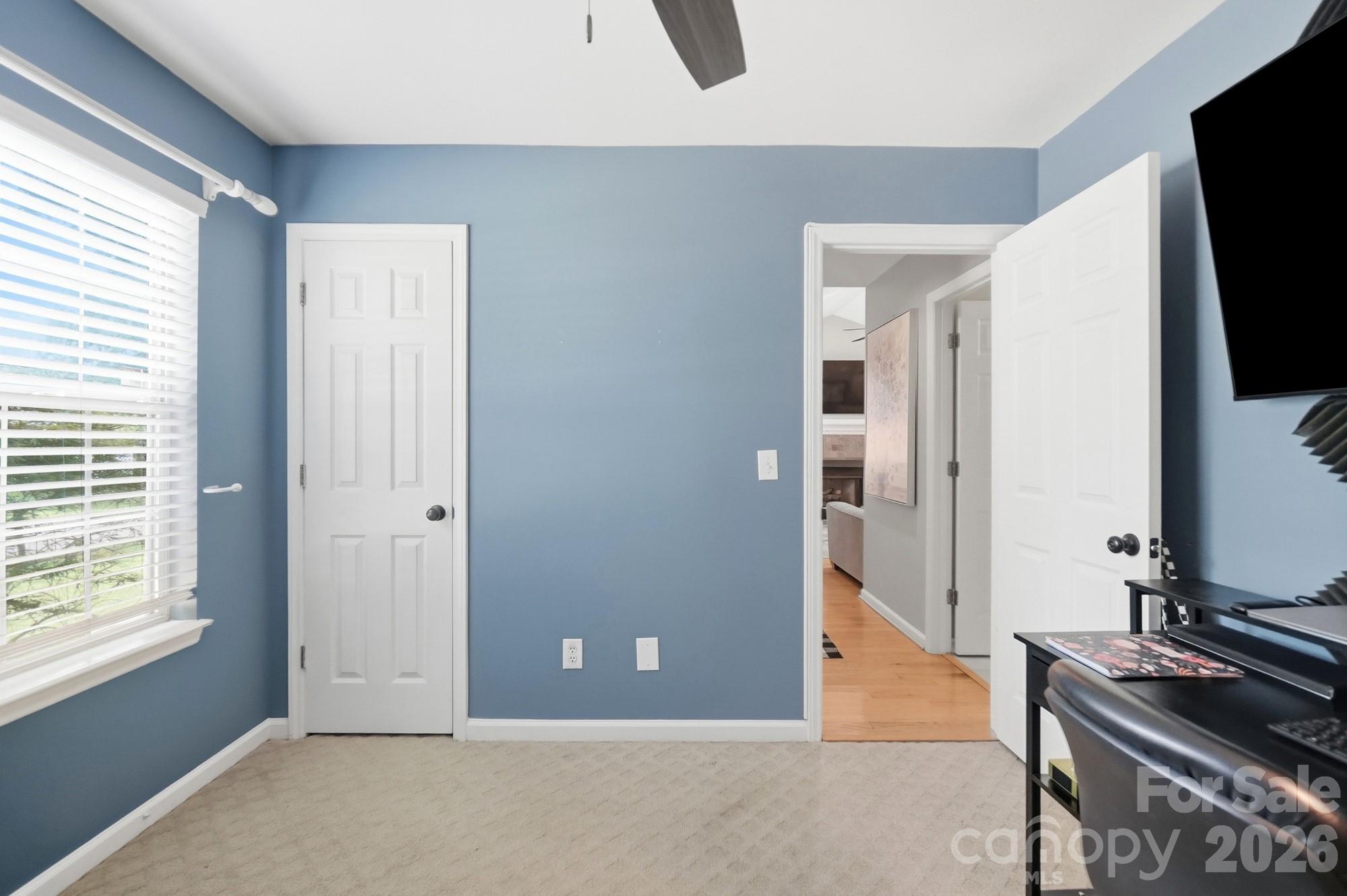 108 Fox Glove Drive Property Photo 20