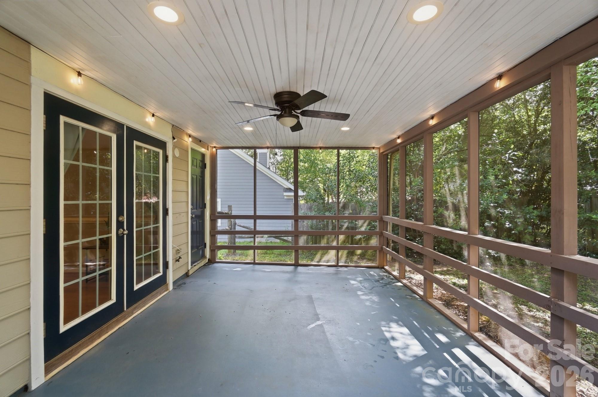108 Fox Glove Drive Property Photo 23