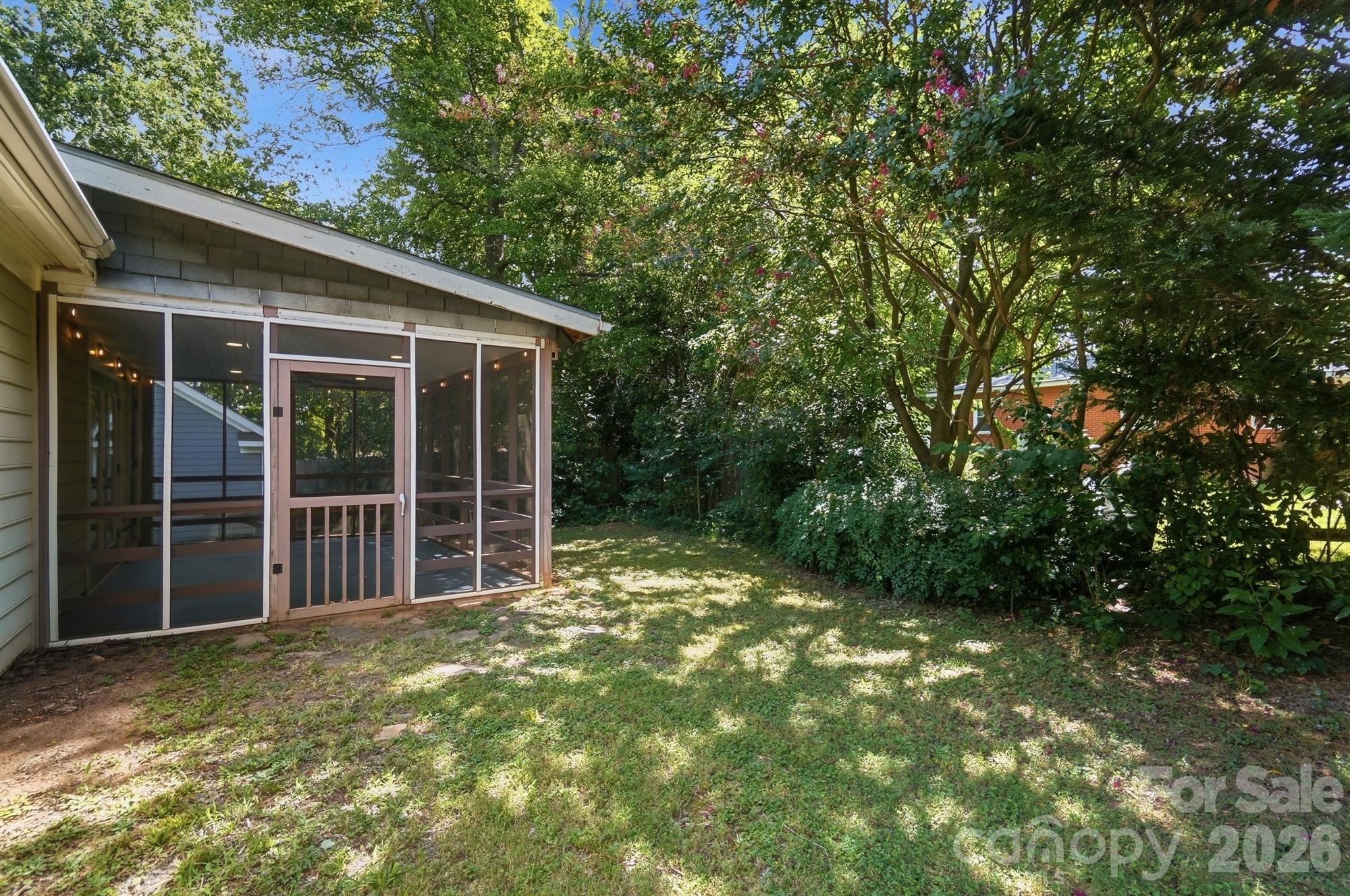 108 Fox Glove Drive Property Photo 25