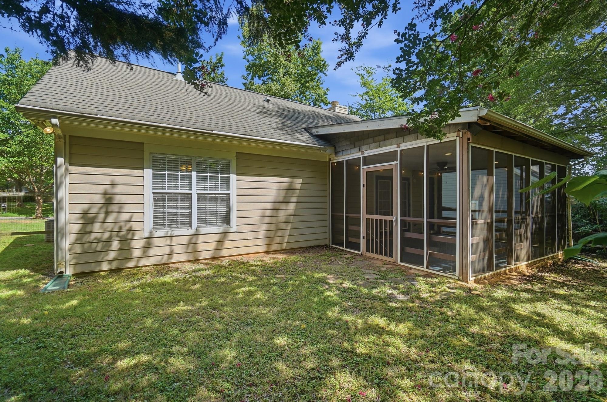 108 Fox Glove Drive Property Photo 26