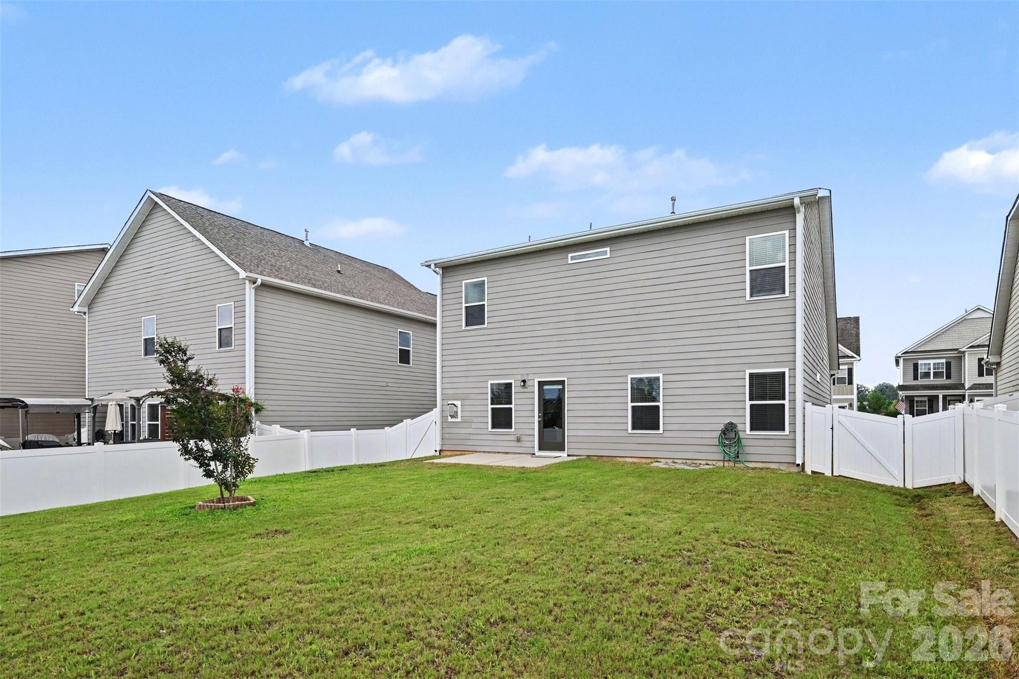 239 Sycamore Drive Property Photo 24