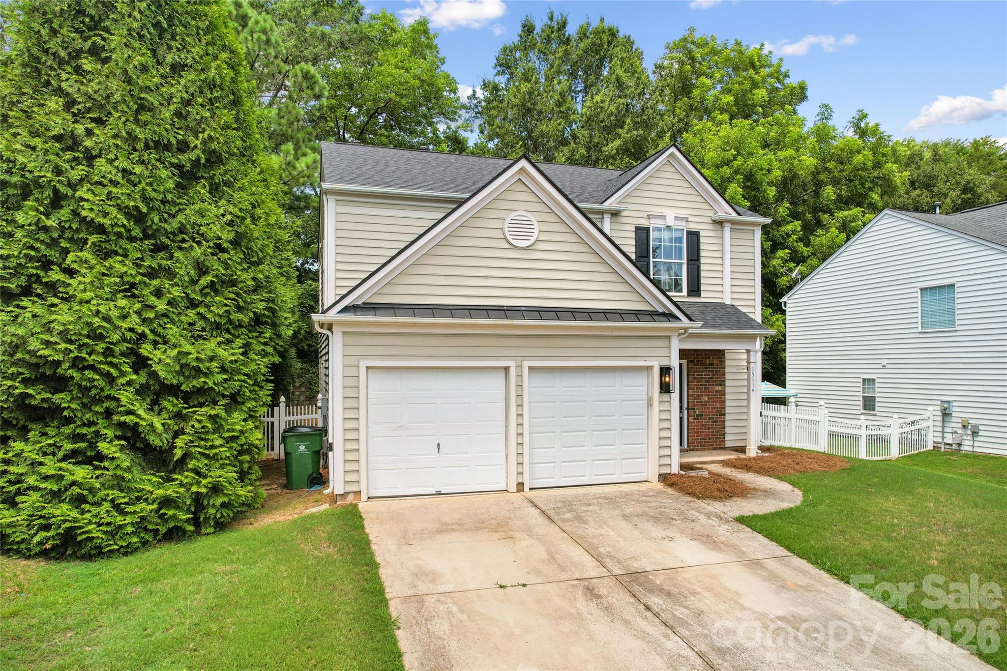 15114 Edindale Drive Property Photo 3