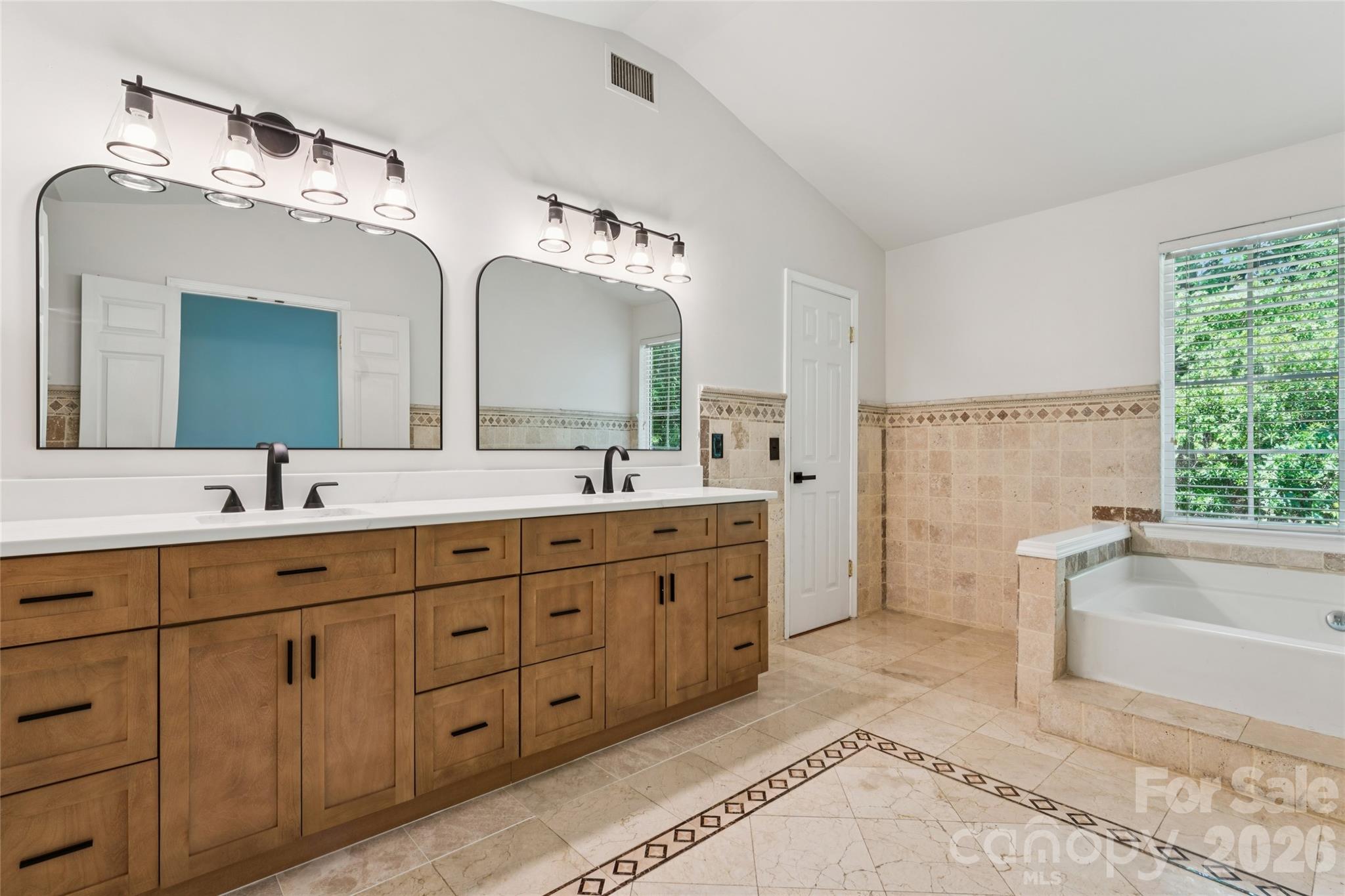 15114 Edindale Drive Property Photo 22