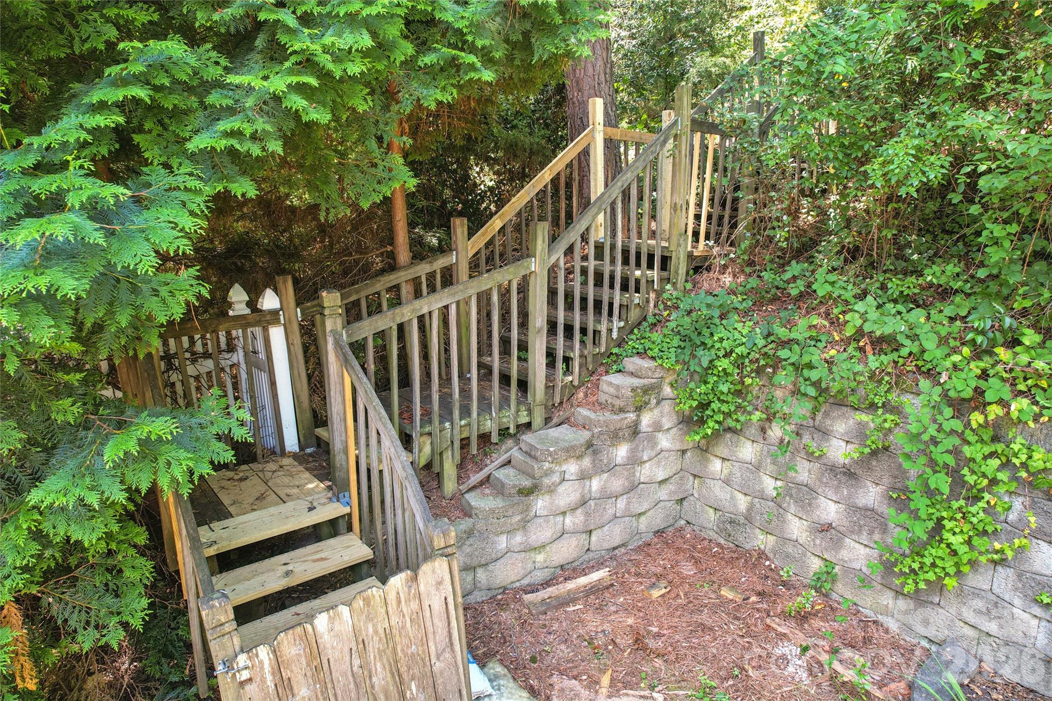 15114 Edindale Drive Property Photo 32