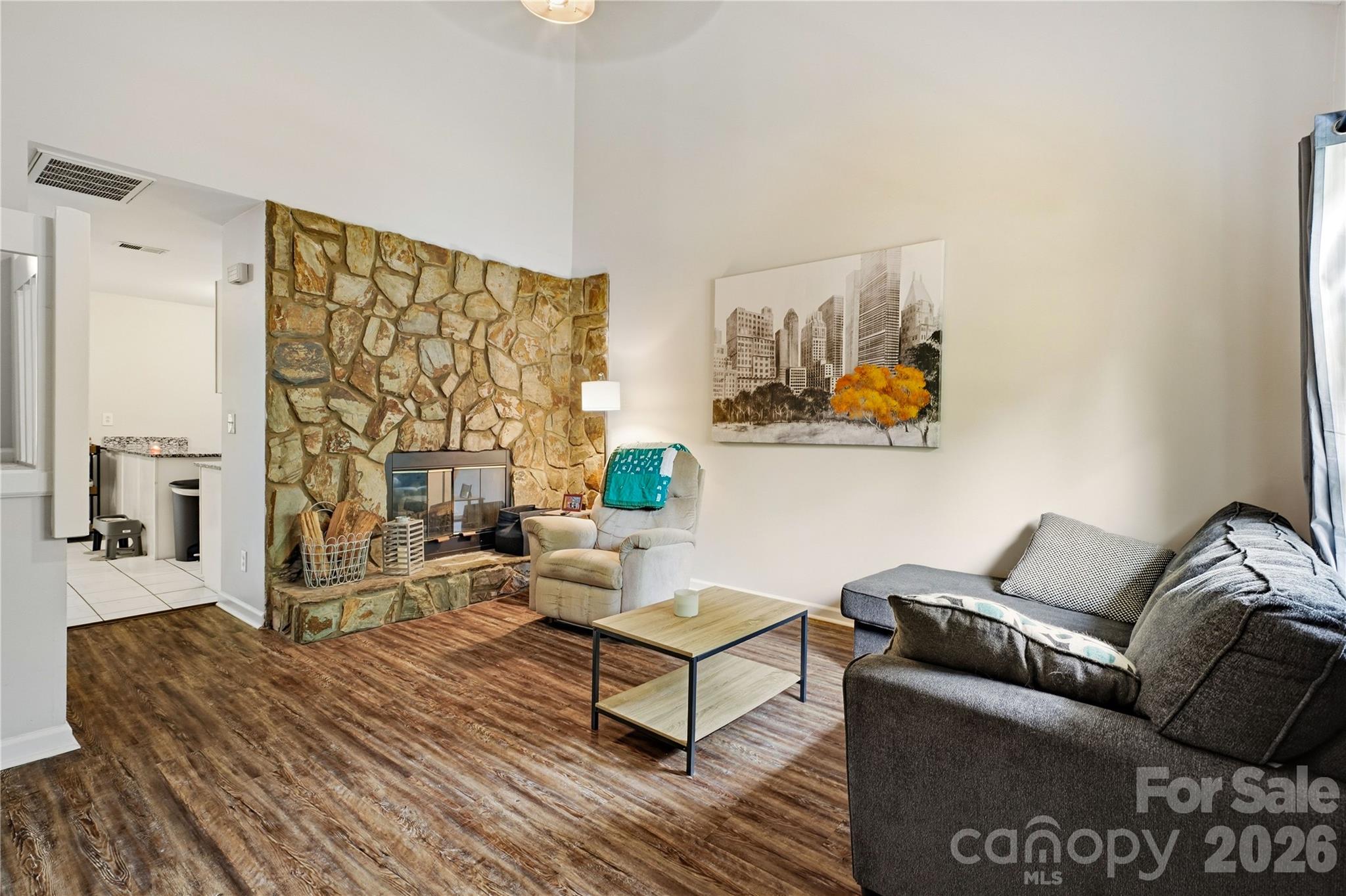 6355 Windsor Gate Lane Property Photo 4