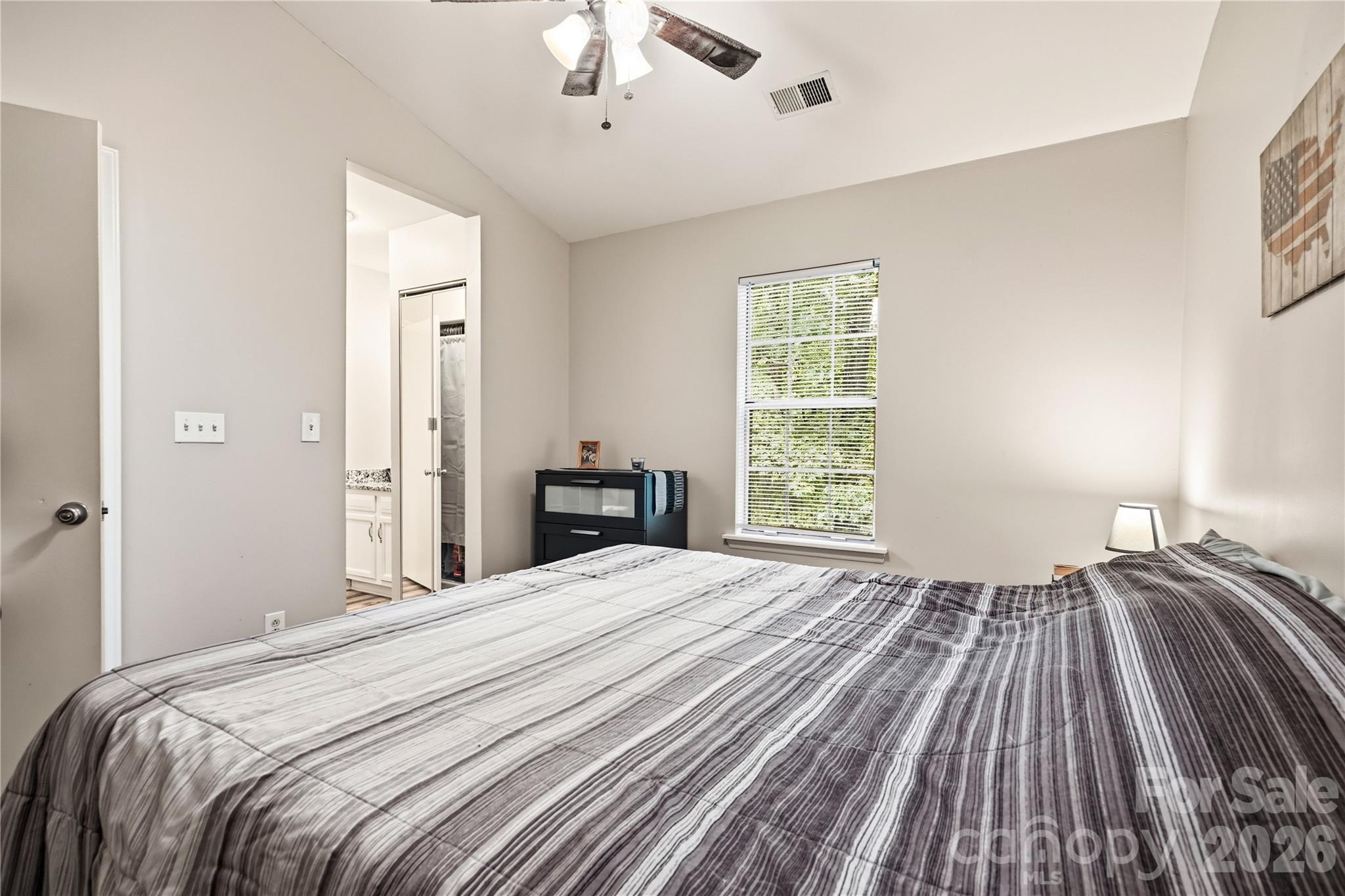 6355 Windsor Gate Lane Property Photo 11