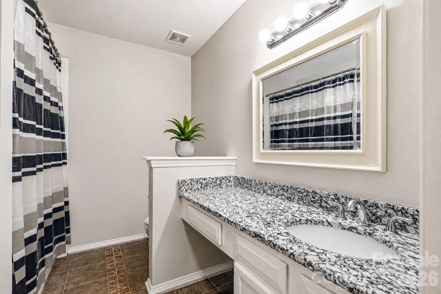 6355 Windsor Gate Lane Property Photo 19