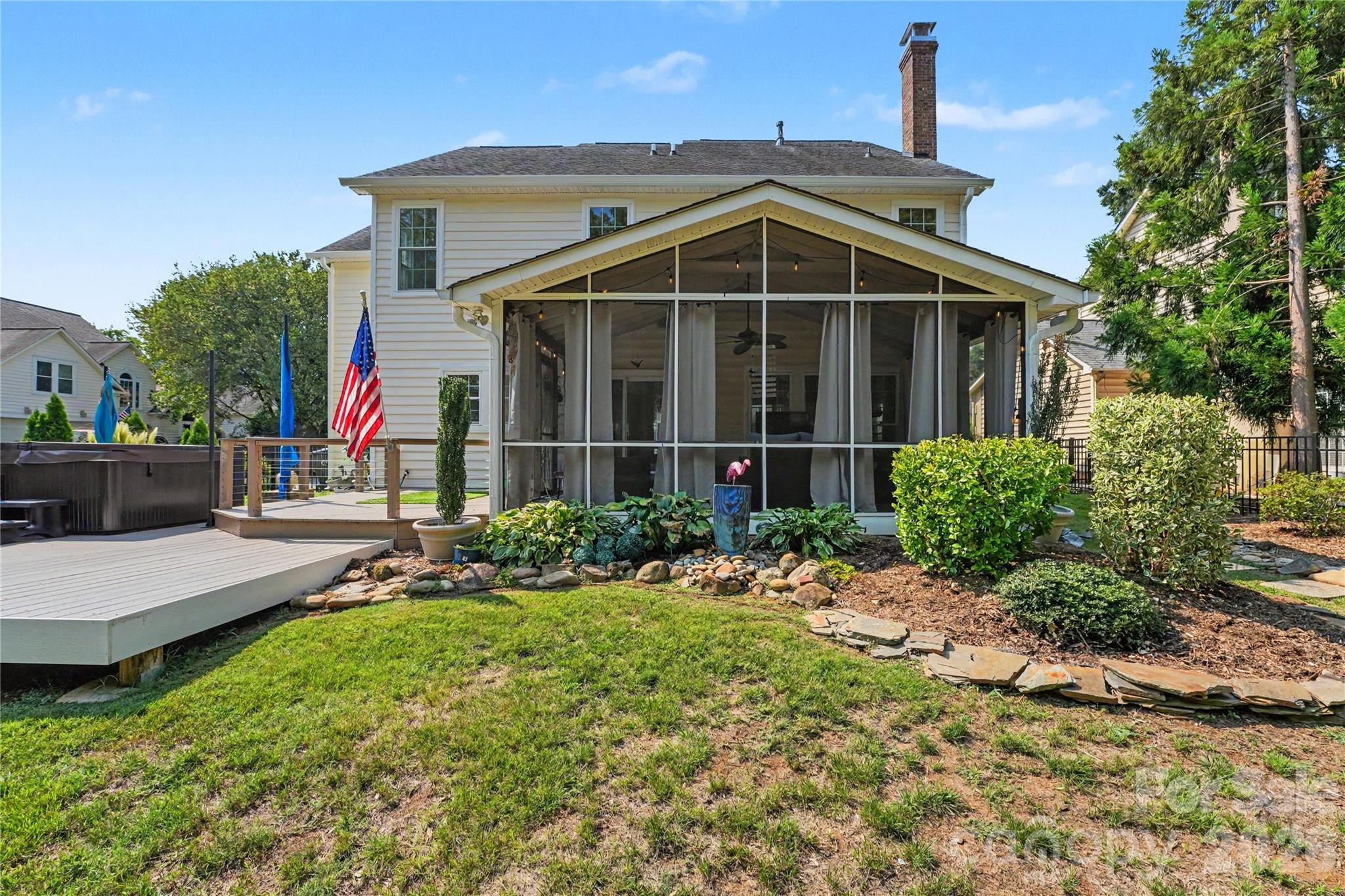 17205 Asti Court Property Photo 3