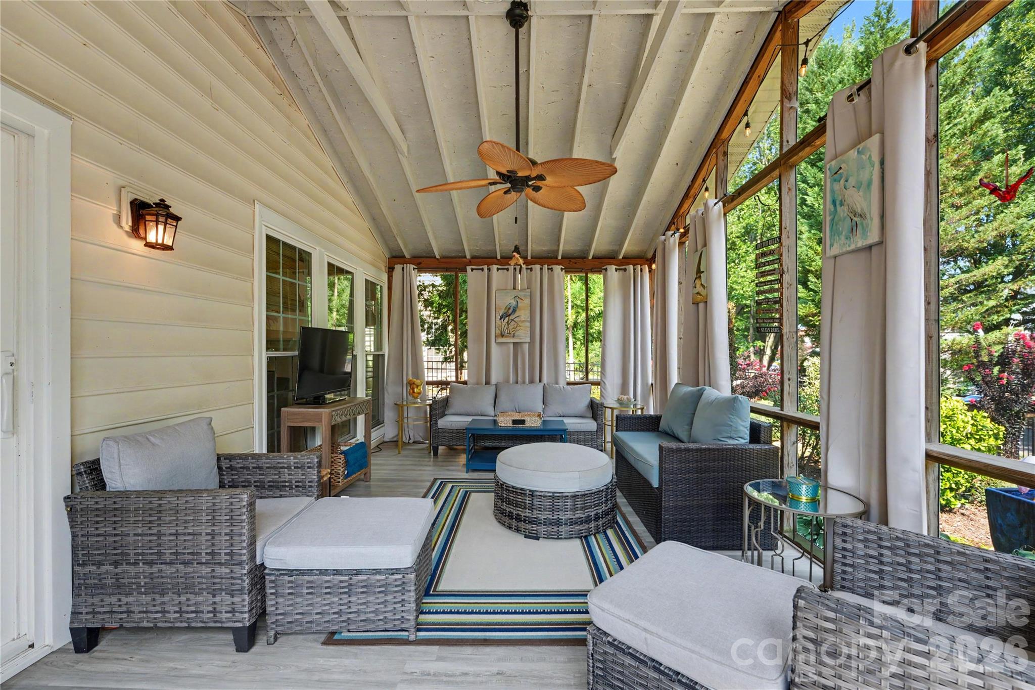 17205 Asti Court Property Photo 4