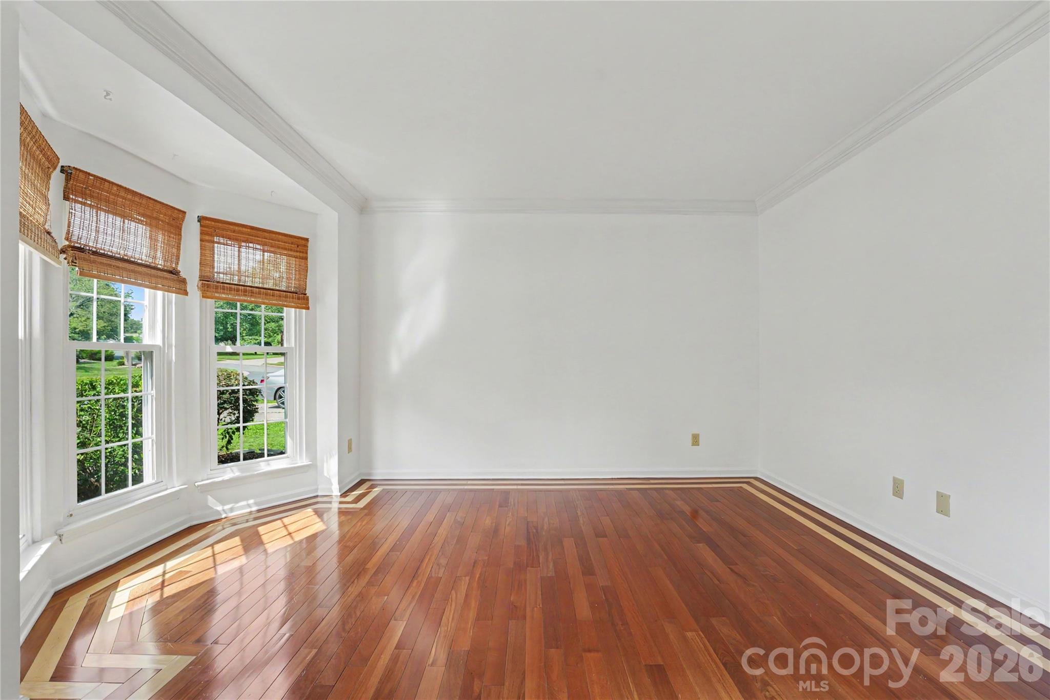 17205 Asti Court Property Photo 9