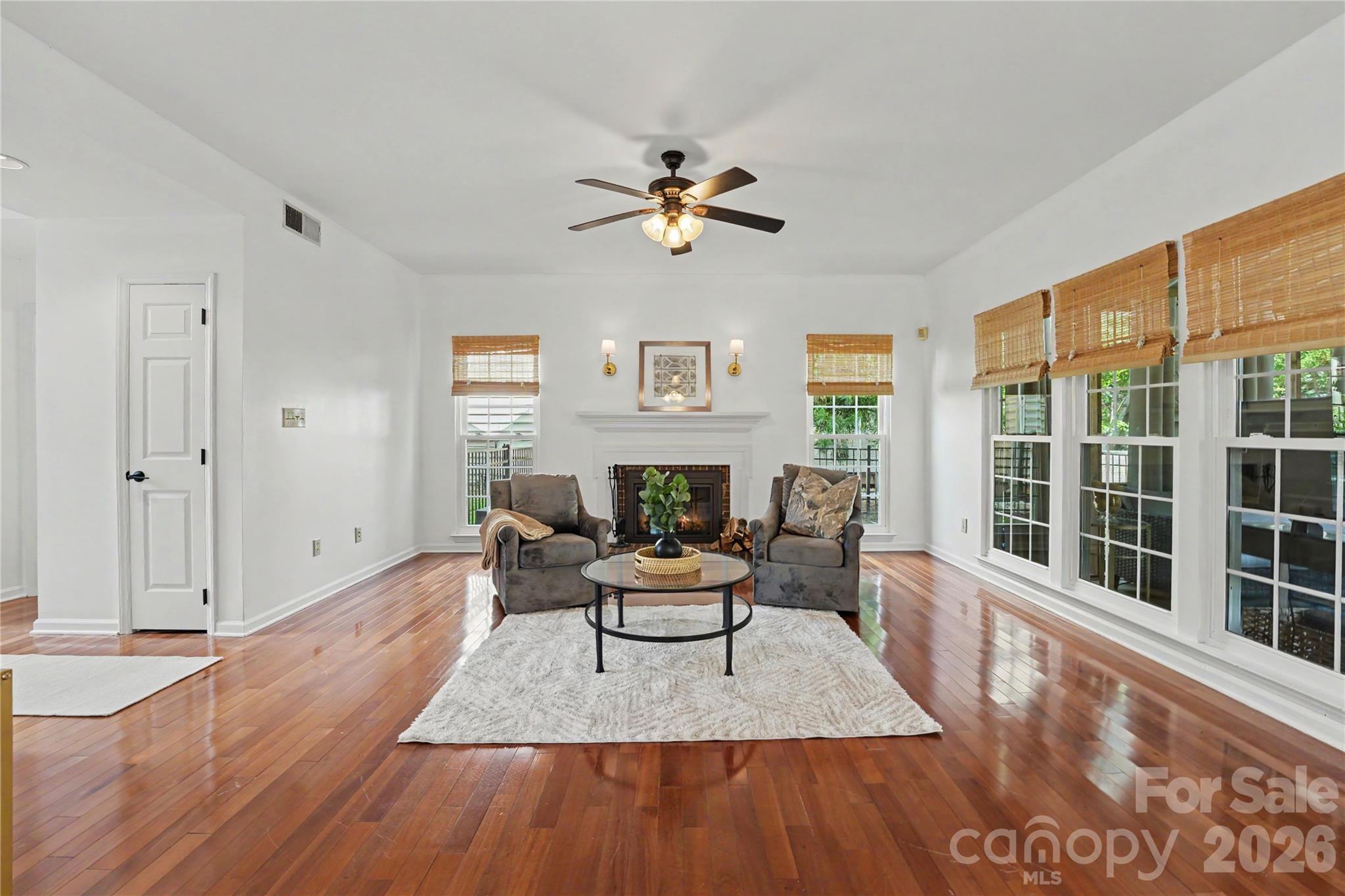 17205 Asti Court Property Photo 12