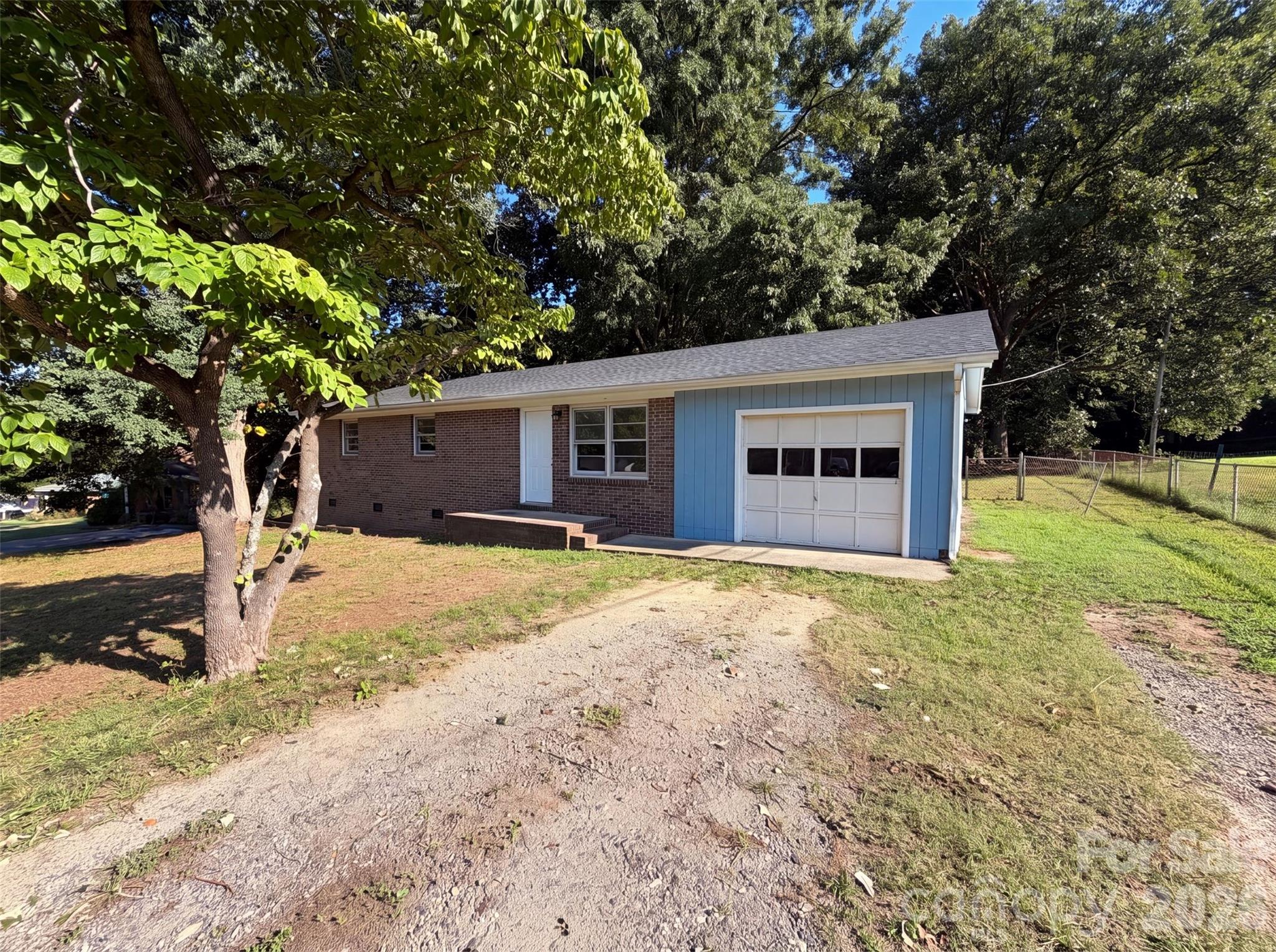 120 Riley Road Property Photo 1