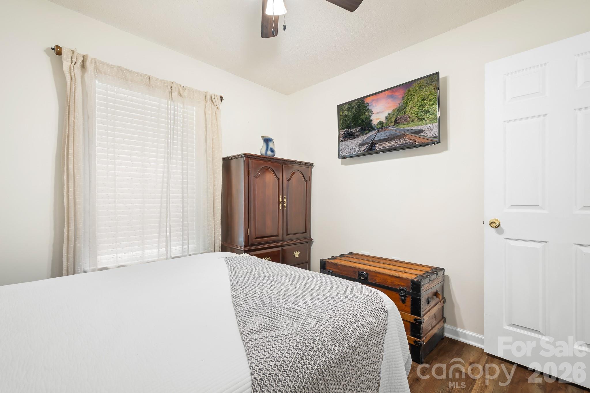 138 Valley Glen Drive Property Photo 22