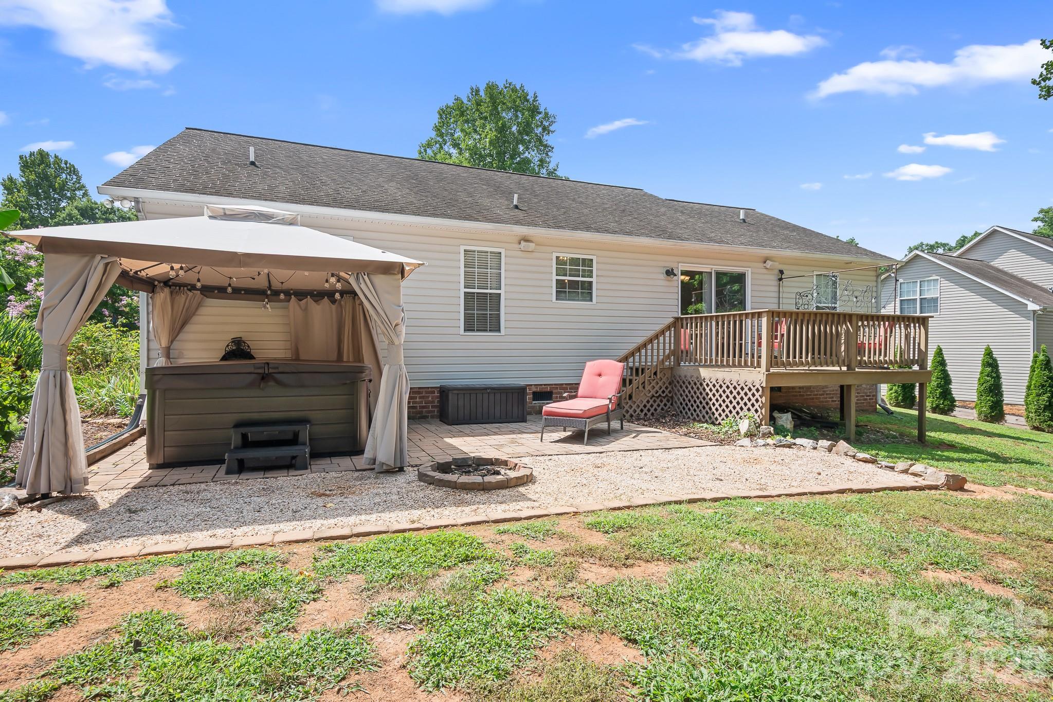 138 Valley Glen Drive Property Photo 29