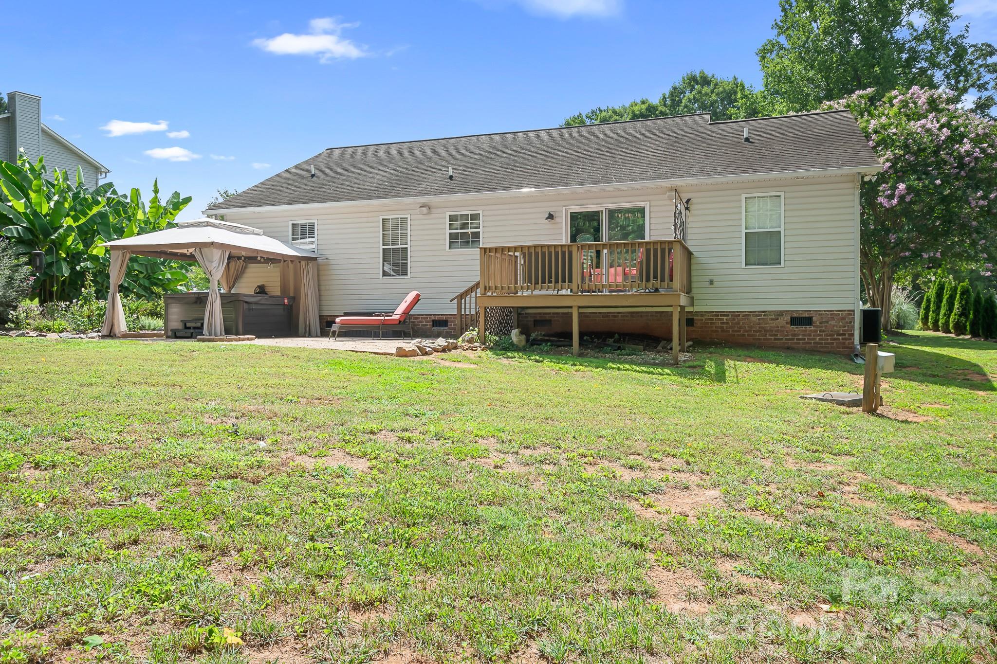 138 Valley Glen Drive Property Photo 32