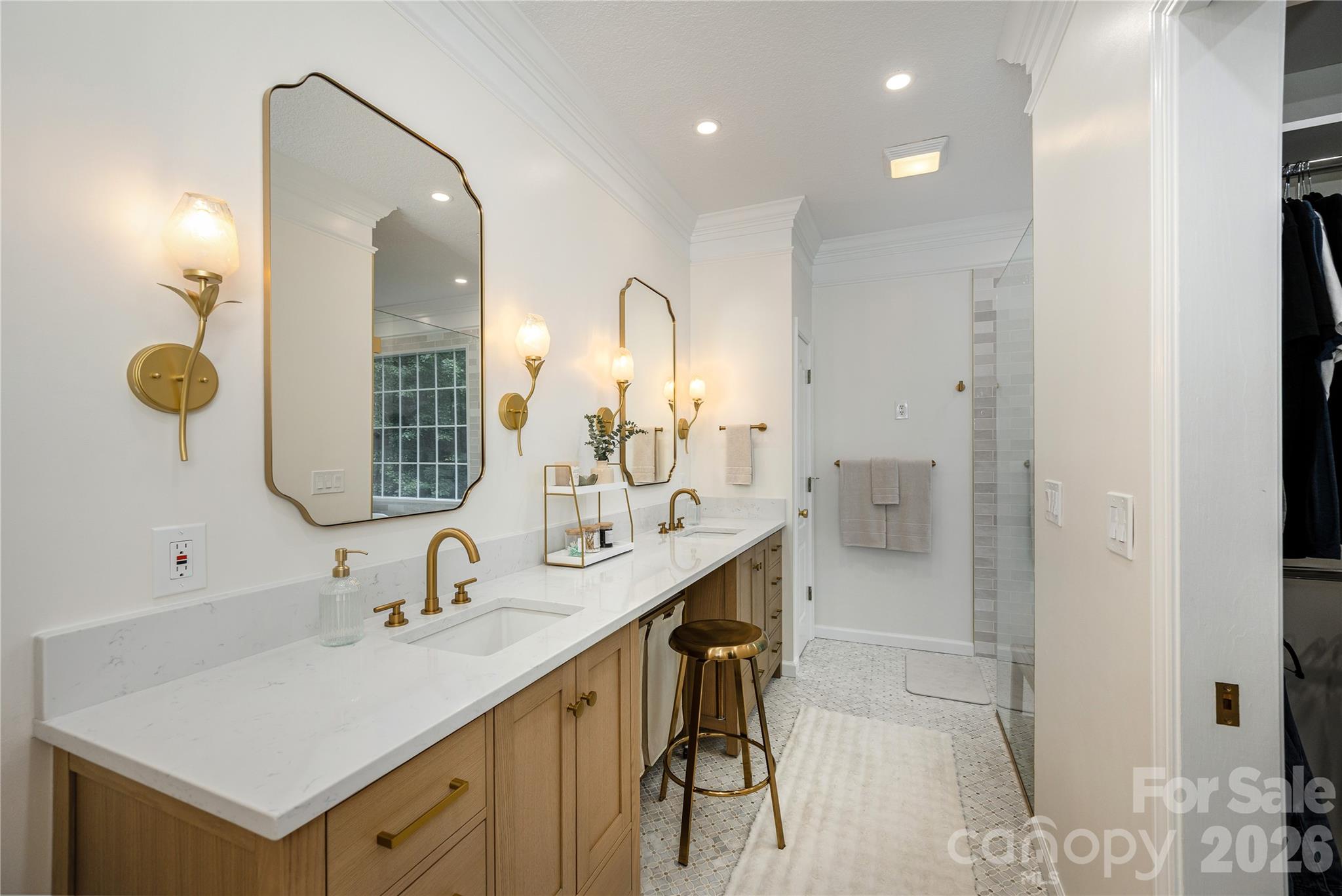 7 Oak Hollow Drive Property Photo 24